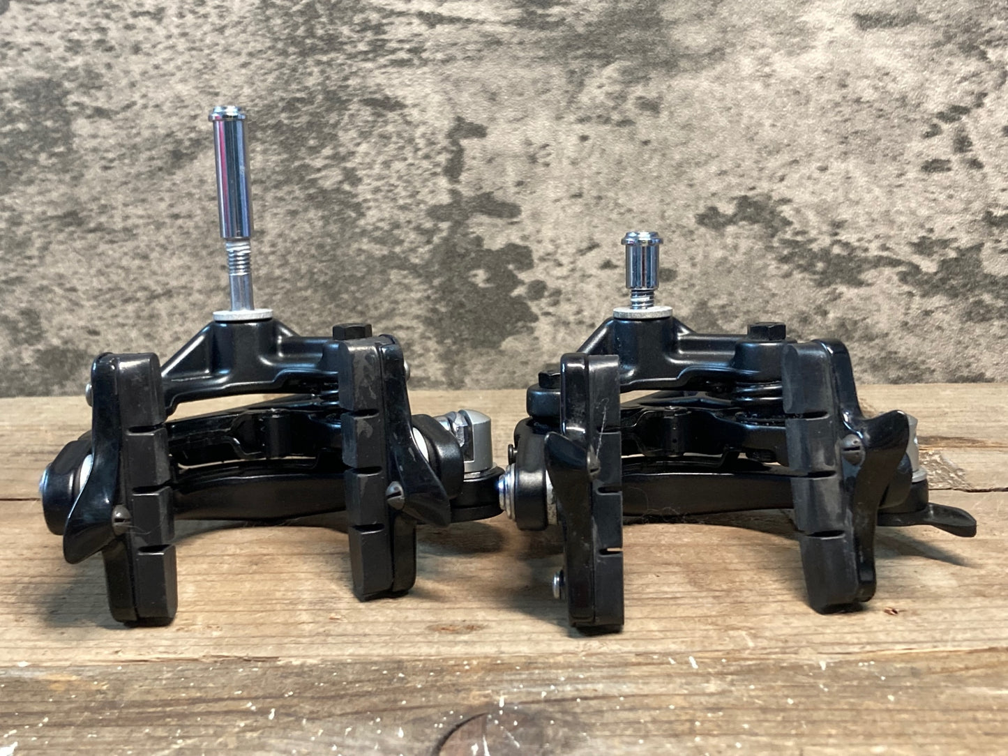 IO627 シマノ SHIMANO アルテグラ ULTEGRA BR-R8100 キャリパーブレーキ 前後セット