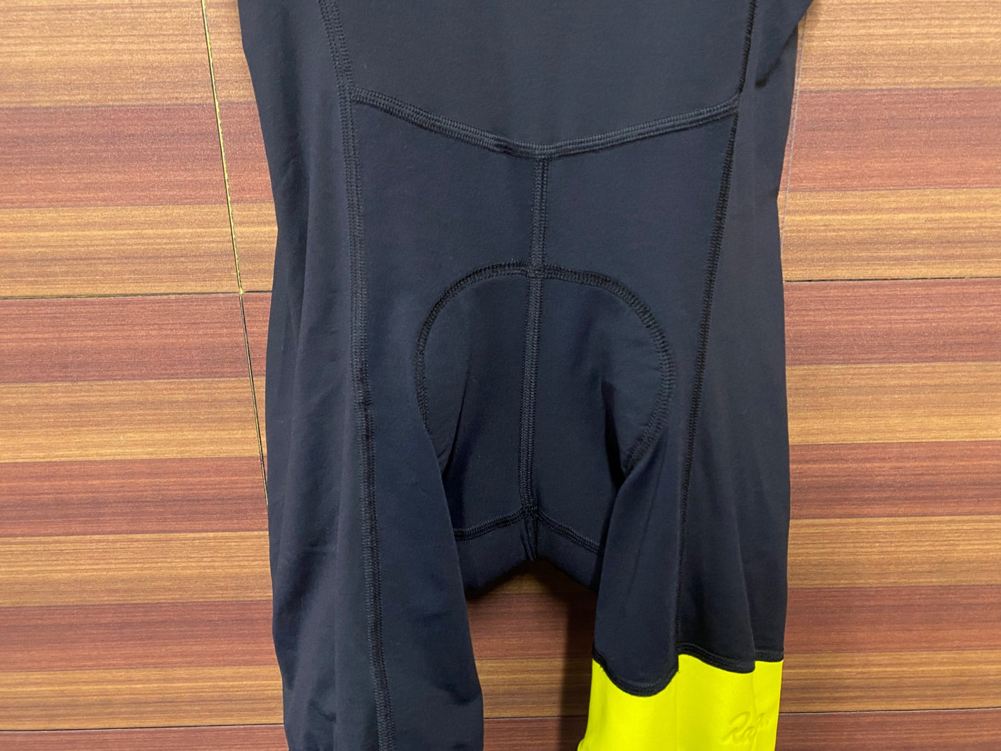 IN860 ラファ Rapha LIGHTWEIGHT BIB SHORTS ビブショーツ 黒 黄 M ※パッド擦れ