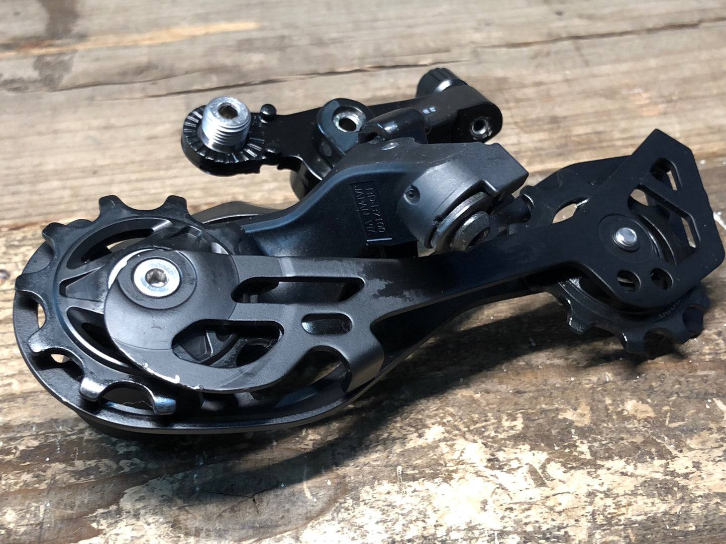 IY084 シマノ SHIMANO 105 RD-R7100 リアディレイラー 12S