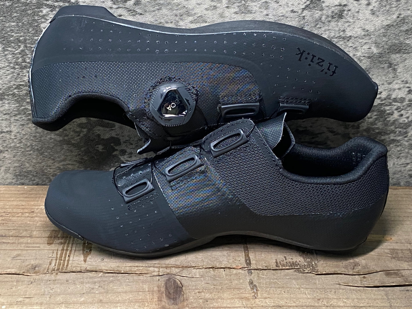 IX027 フィジーク Fizik Tempocuver R4 ビンディングシューズ EU37 黒