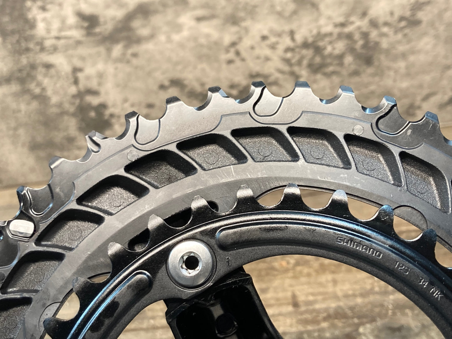 IO051 シマノ 105 FC-R7100 クランクセット 50/34T 172.5mm