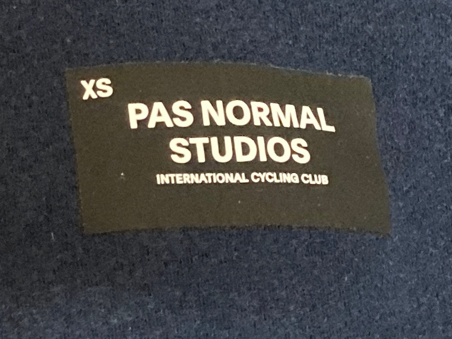 HS768 パスノーマルスタジオ Pas Normal Studios CONTROL HEAVY JERSEY/Navy XS ※襟元毛玉