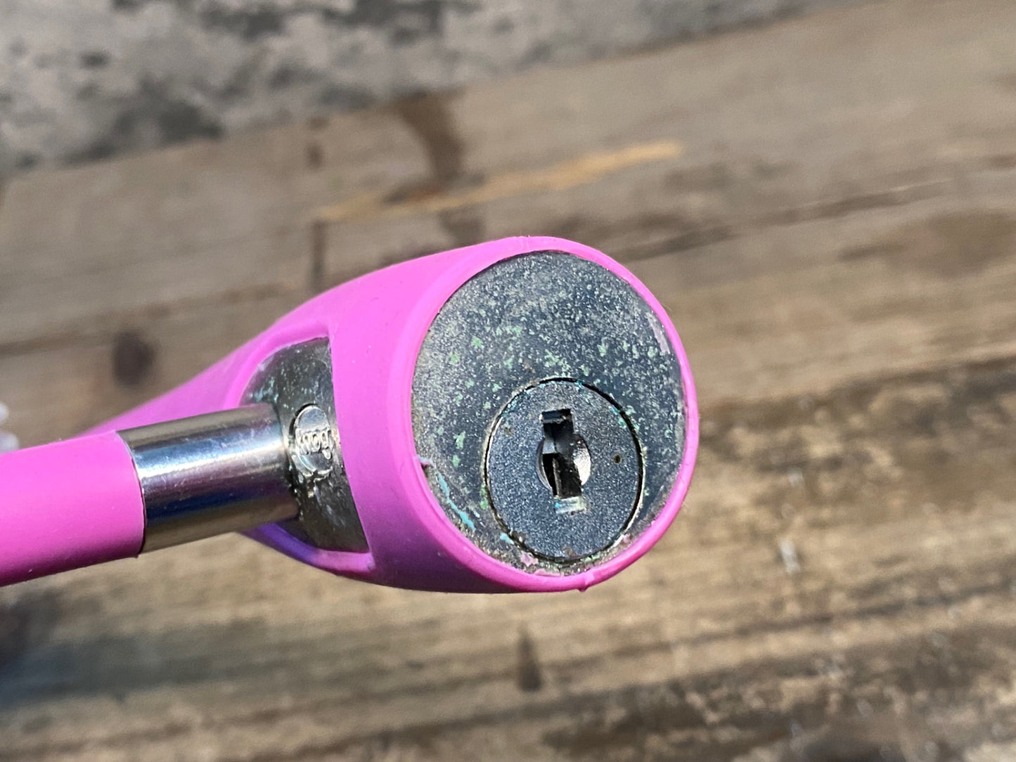 IL041 ノグ knog フランキー Frankie ケーブルロック 紫