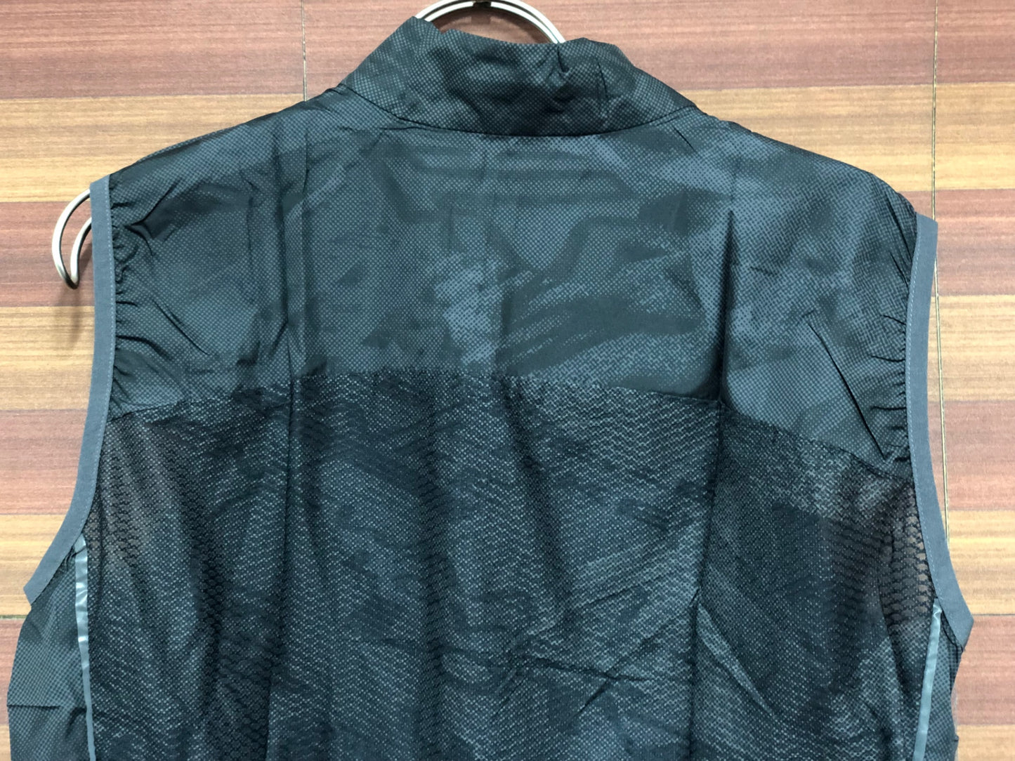 IO644 ラファ Rapha PRO TEAM LIGHTWEGHT 防風 サイクルベスト ジレ M グレー