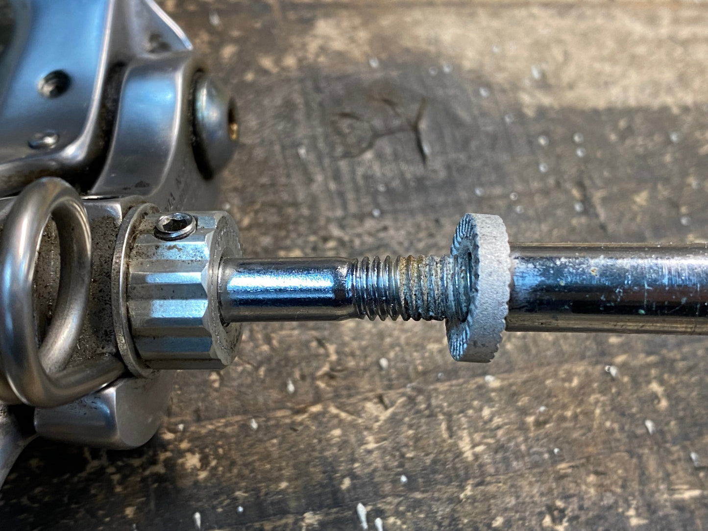 IV190 シマノ SHIMANO デュラエース DURA-ACE  BR-7800 ブレーキキャリパー フロントのみ