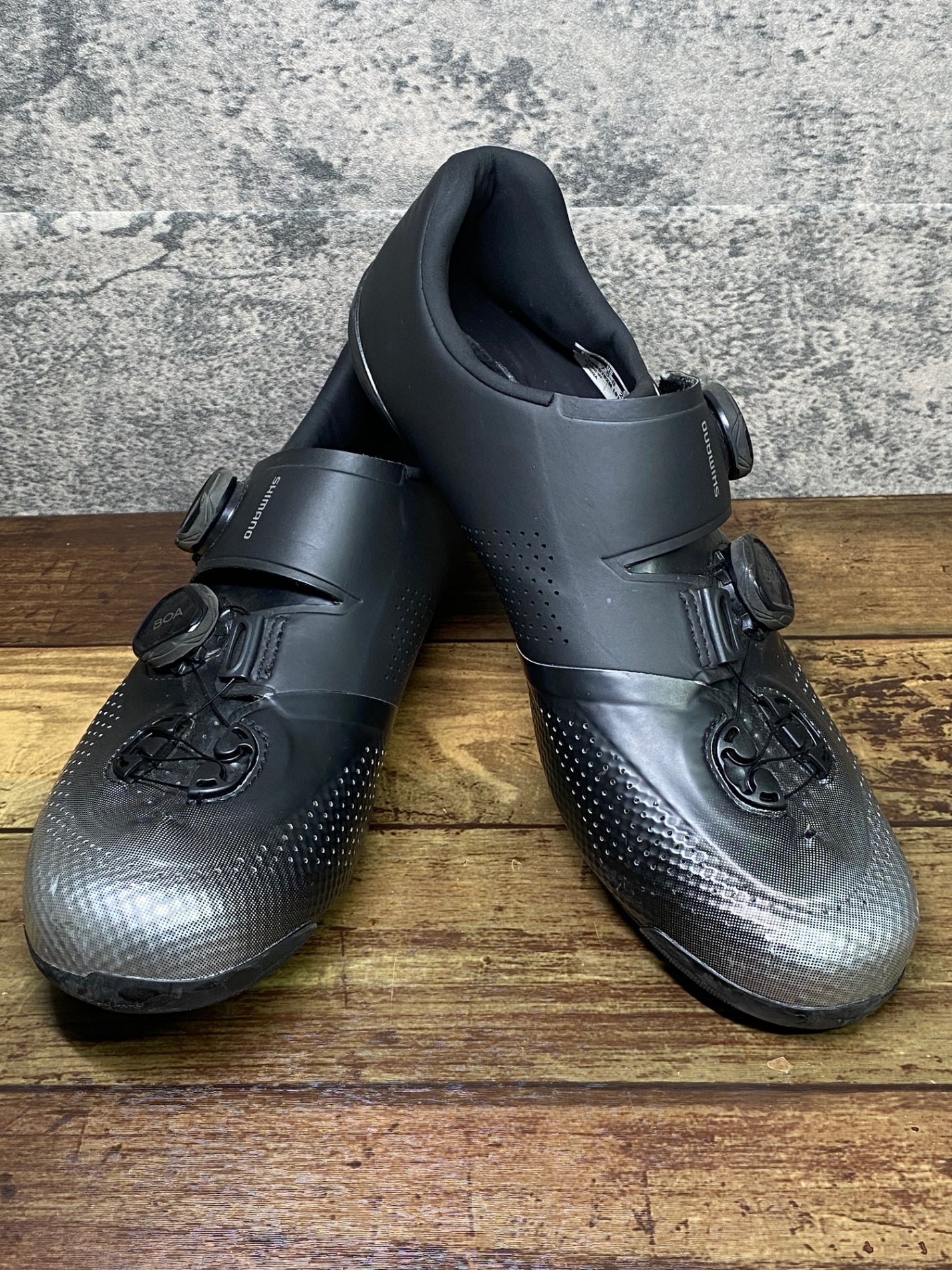 IY919 シマノ SHIMANO RC7 SH-RC702M ビンディングシューズ 黒 シルバー EU41 SPD-SL
