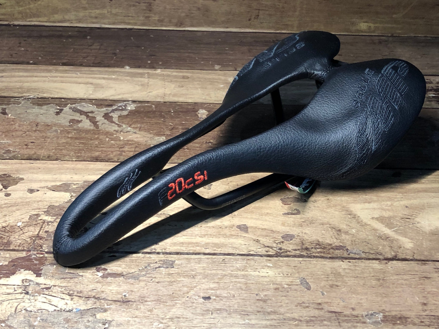 HS646 SELLE SMP F20CSI AISI304TUBE サドル