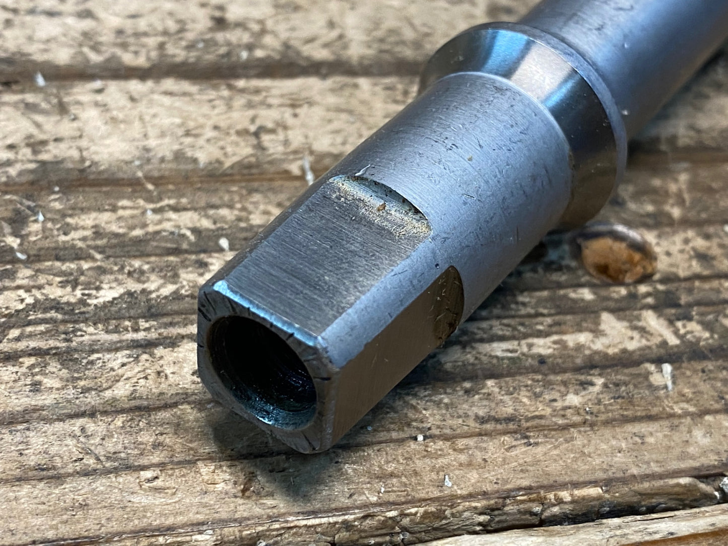 IO813 カンパニョーロ CAMPAGNOLO RECORD ボトムブラケット ITA 124mm