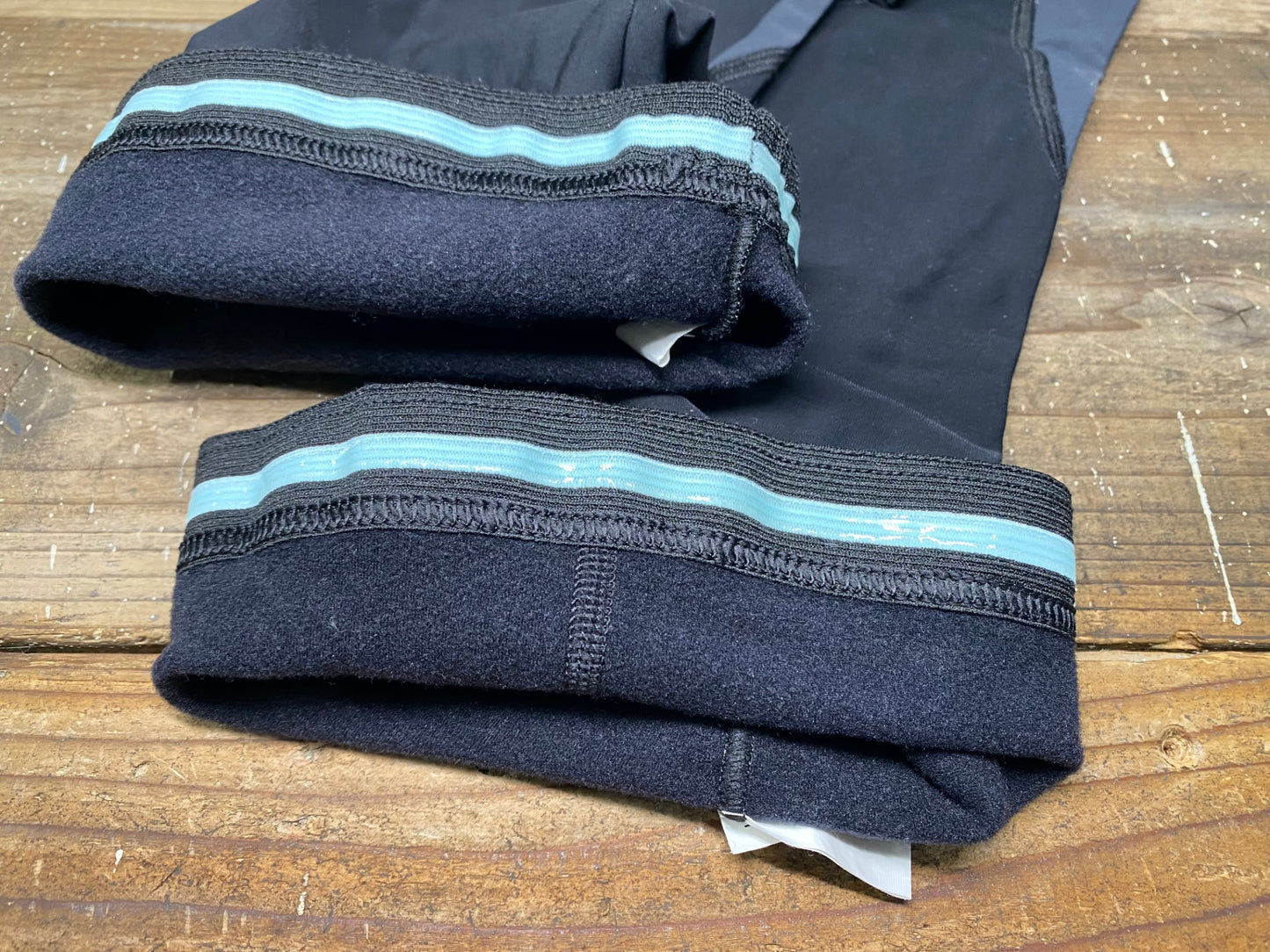 IL722 カフェドシクリステ CAFE DU CYCLISTE レッグカバー 黒 S