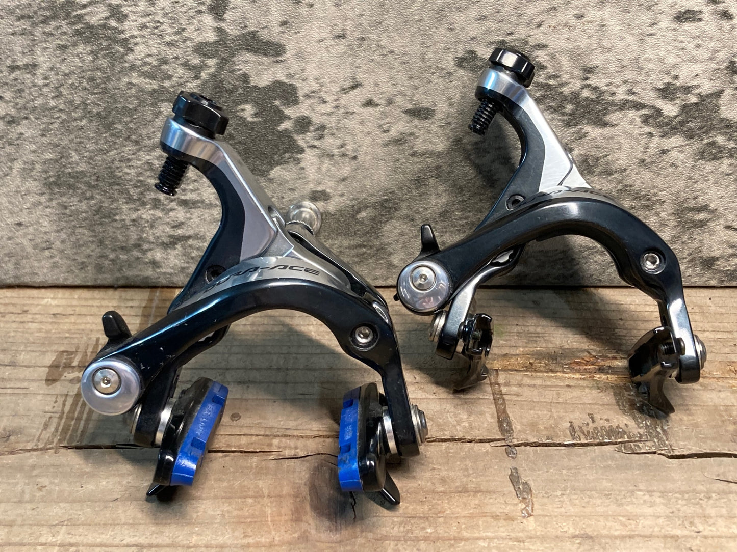 IN197 シマノ SHIMANO デュラエース DURA-ACE BR-9000 キャリパーブレーキ 前後セット ※ブレーキシュー欠品