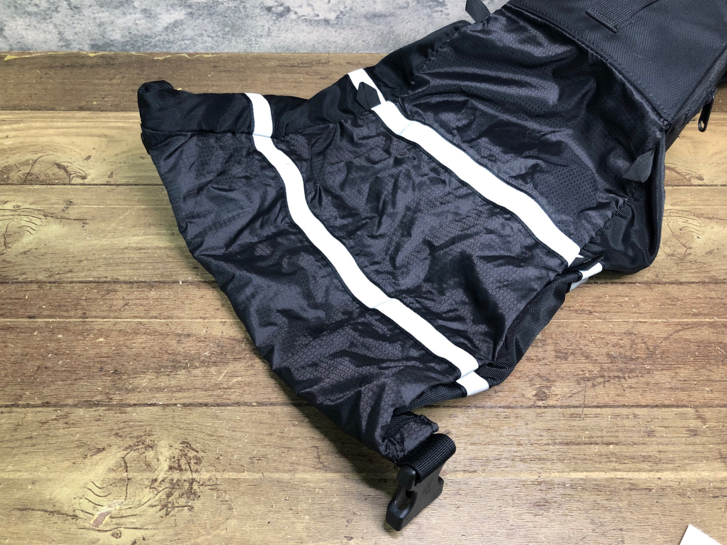JB782 ティンバックツー Timbuk2 サドルバッグ 黒