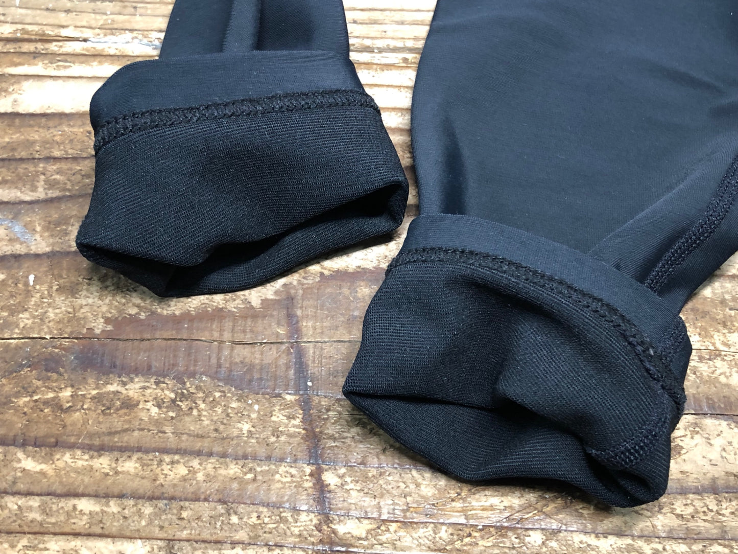 JB316 パールイズミ PEARL iZUMi レッグカバー 黒 M