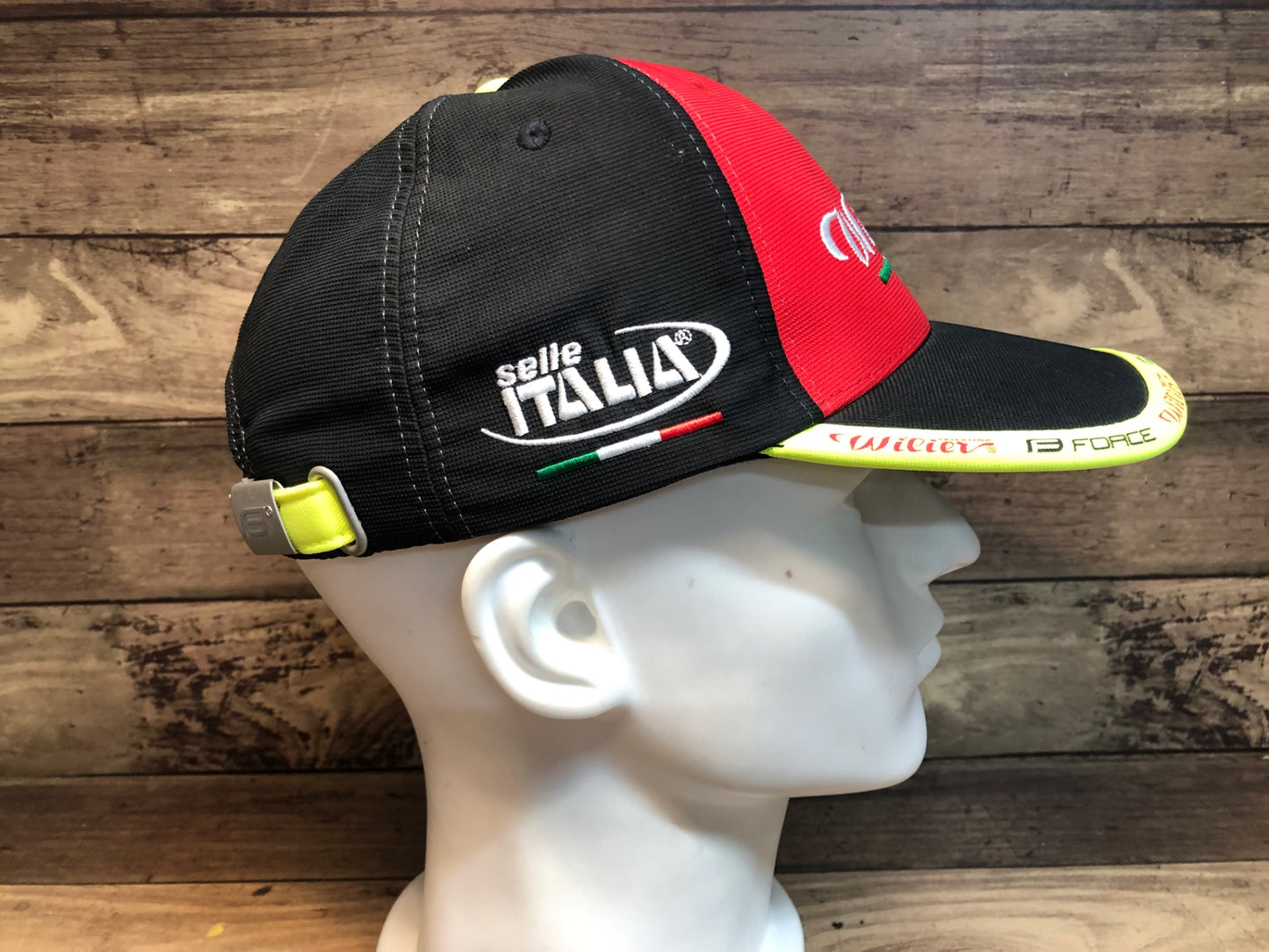 IJ964 WILIER SELLE ITALIA PODIUM CAP キャップ 赤 ワンサイズ