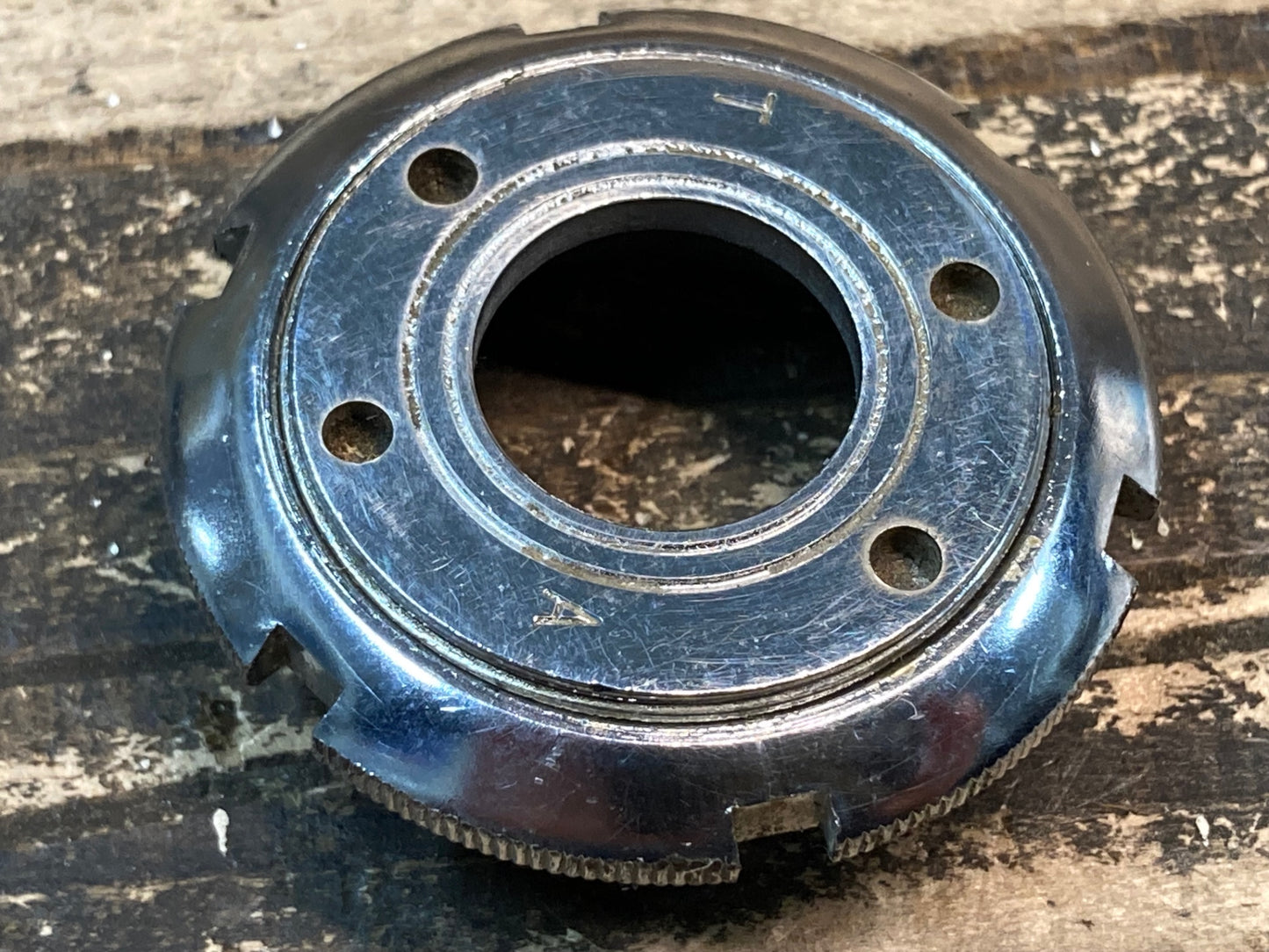 IP922 TA 344 BB 113mm ボトムブラケット スクエアテーパー ※ベアリング球欠品