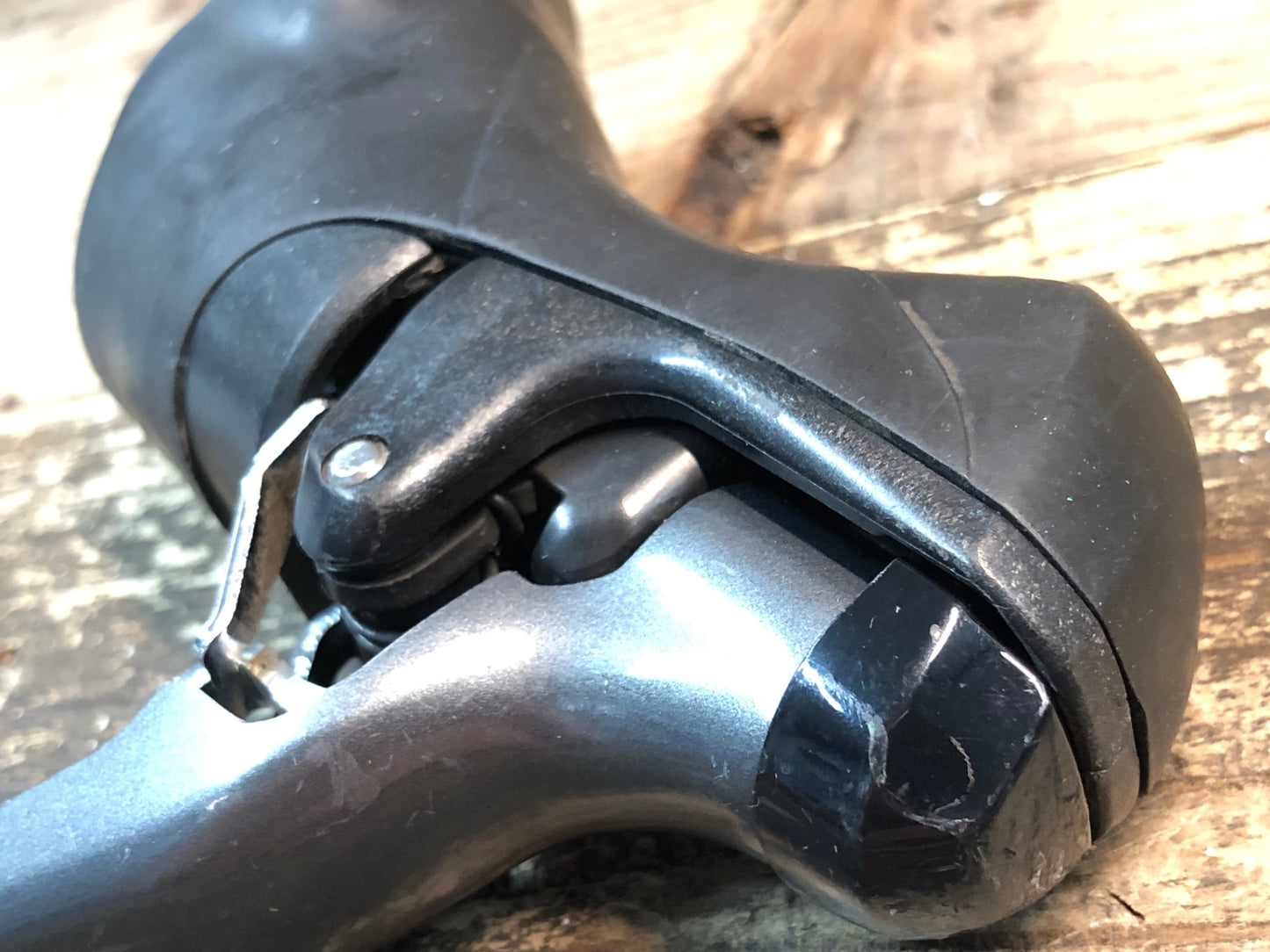 IY077 シマノ SHIMANO クラリス CLARIS ST-R2000 STIレバー 左のみ