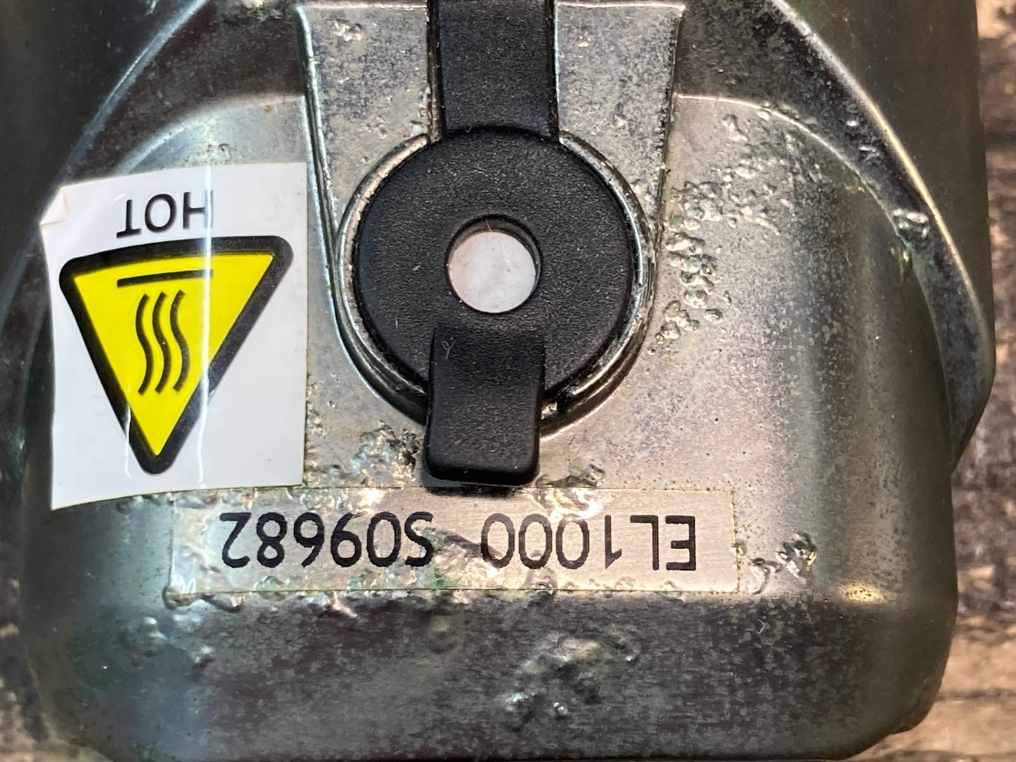 IP306 キャットアイ CAT EYE ボルト VOLT1200 ライト 点灯確認済