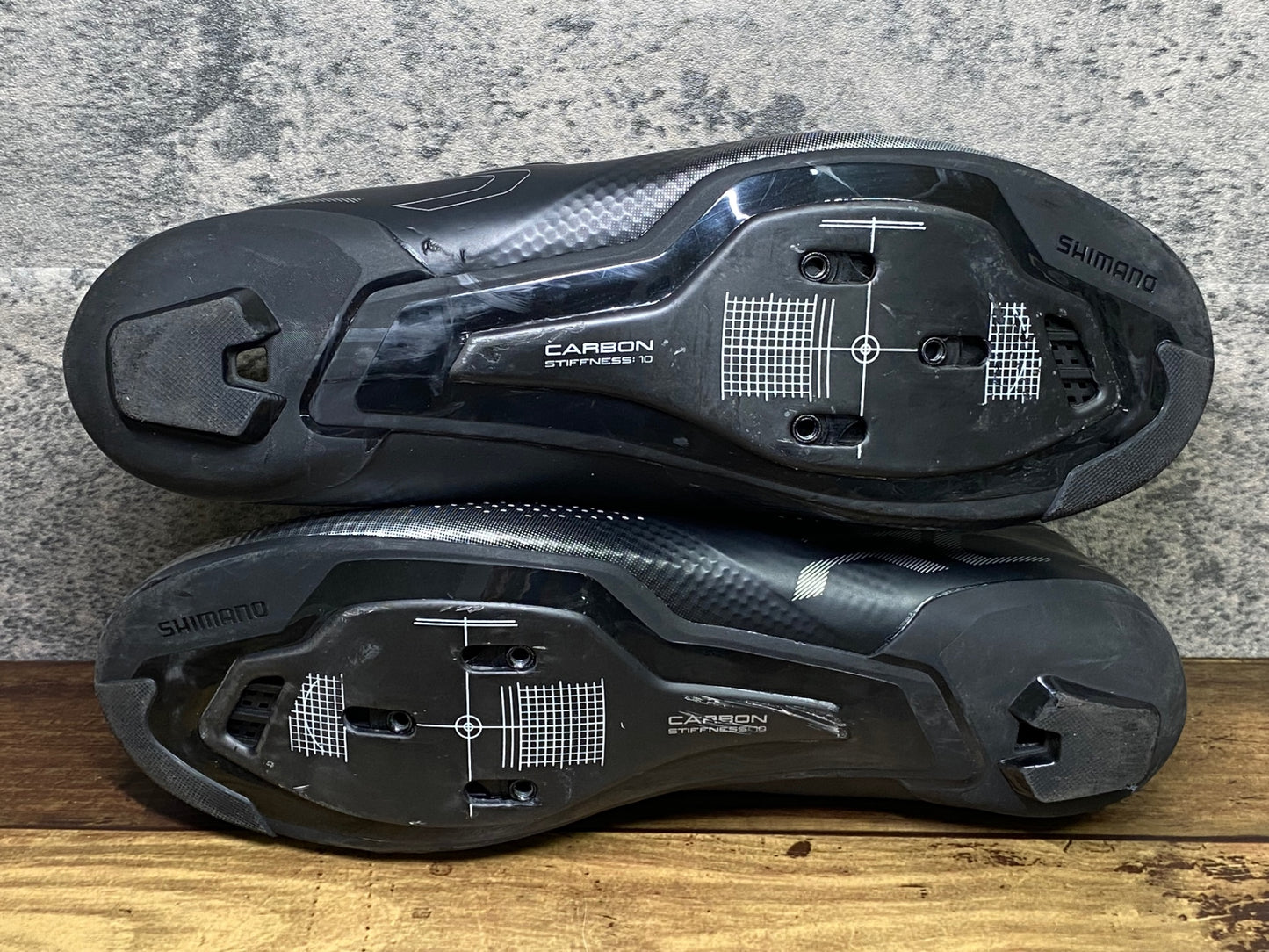 IY919 シマノ SHIMANO RC7 SH-RC702M ビンディングシューズ 黒 シルバー EU41 SPD-SL