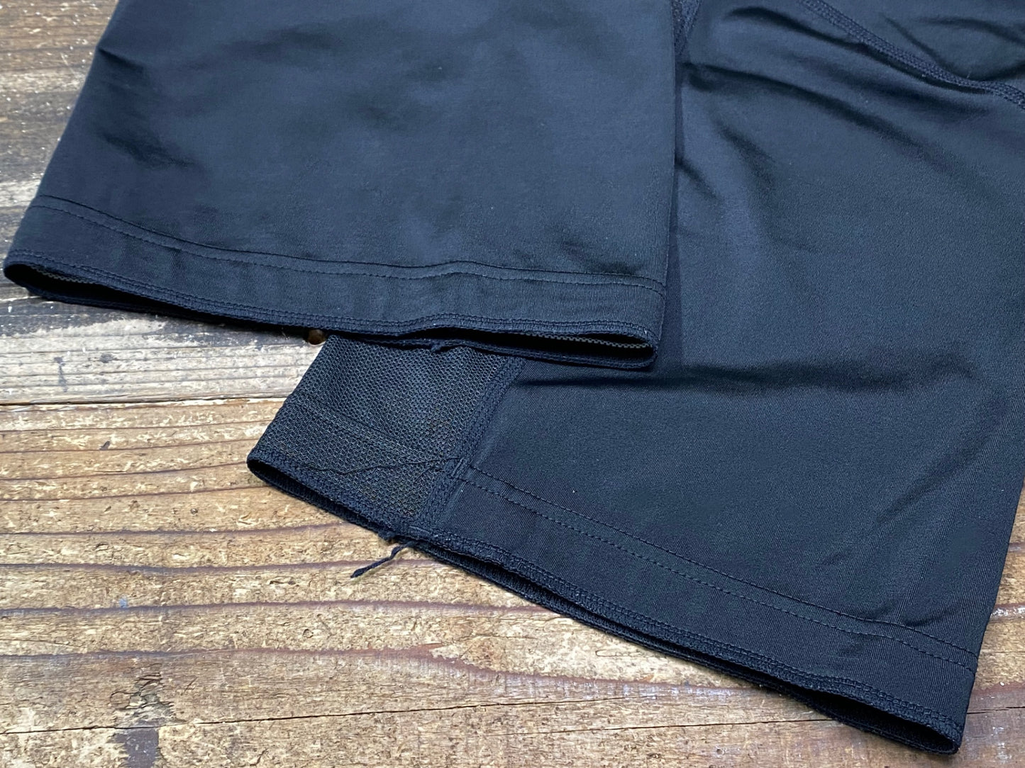 IT028 パールイズミ PEARL iZUMi レッグカバー 黒 L UV PROTECTION