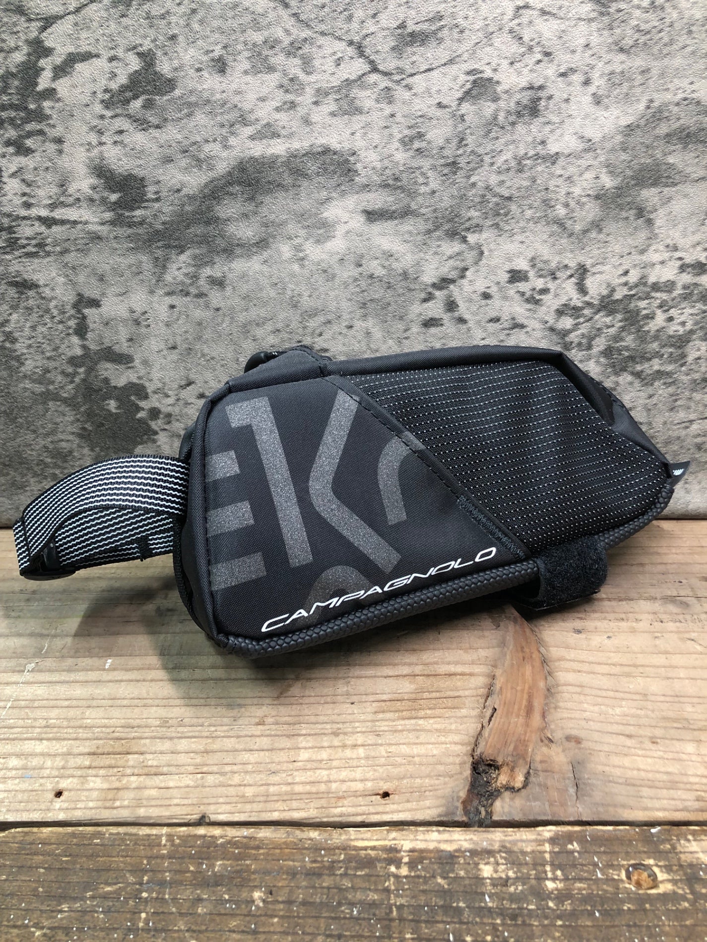 IS439 カンパニョーロ CAMPAGNOLO EKAR CLUSTER 7 GRAVEL BAG サドルバック 黒