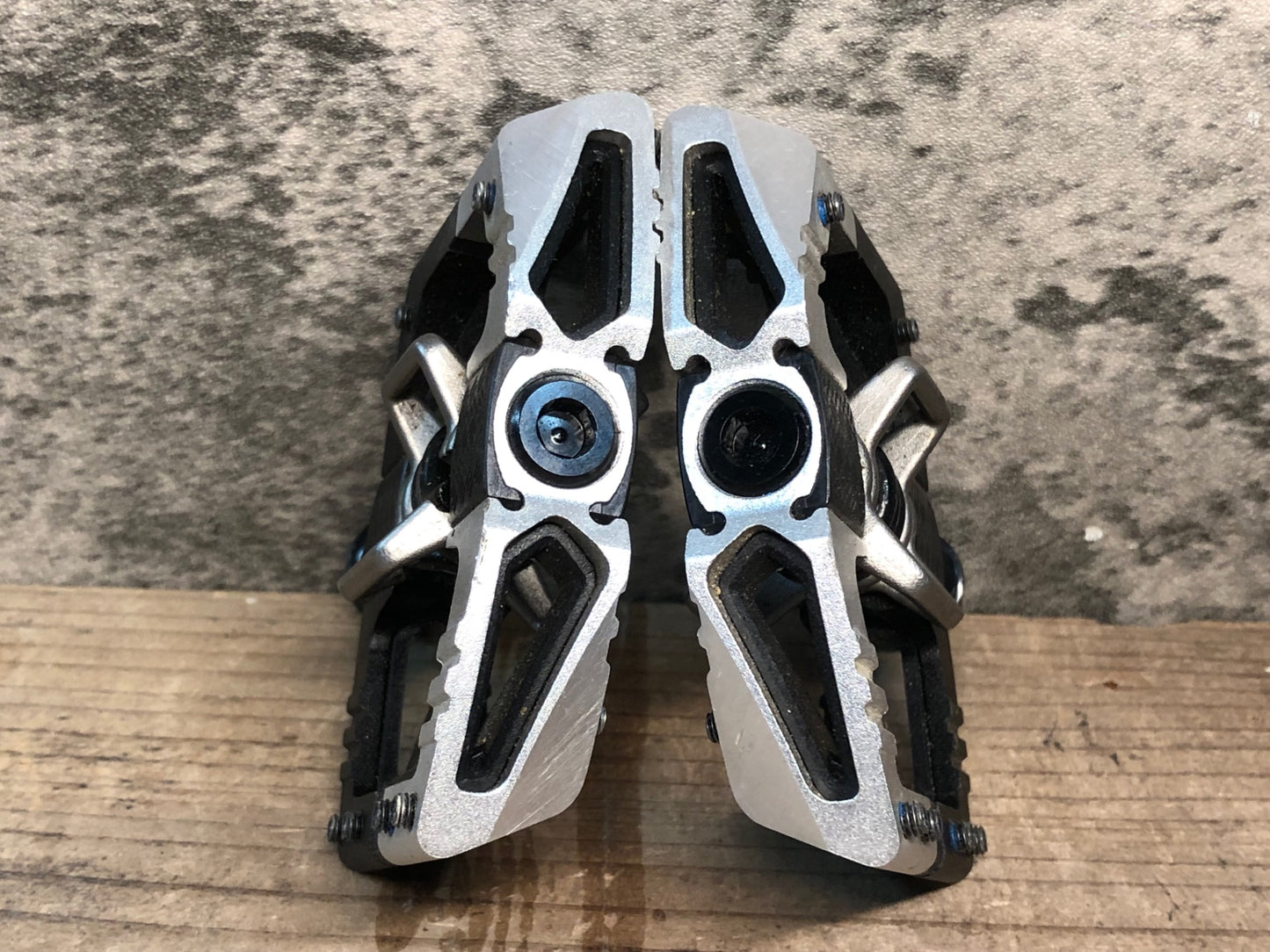 IY818 クランクブラザーズ CRANK BROTHERS マレット MALLET E ビンディングペダル 黒シルバー