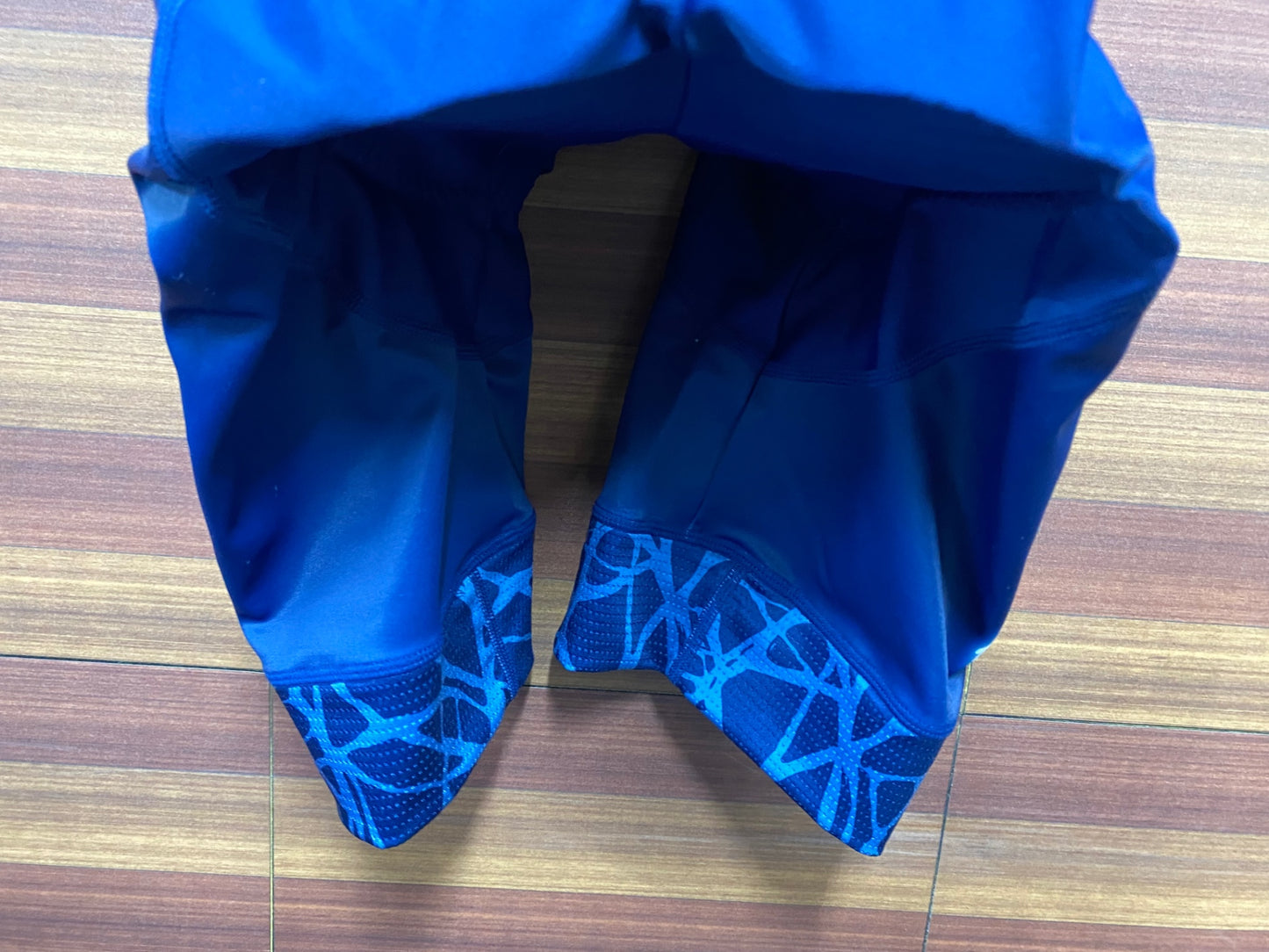 IL799 オンヨネ ONYONE ビブショーツ 紺 L ほつれあり