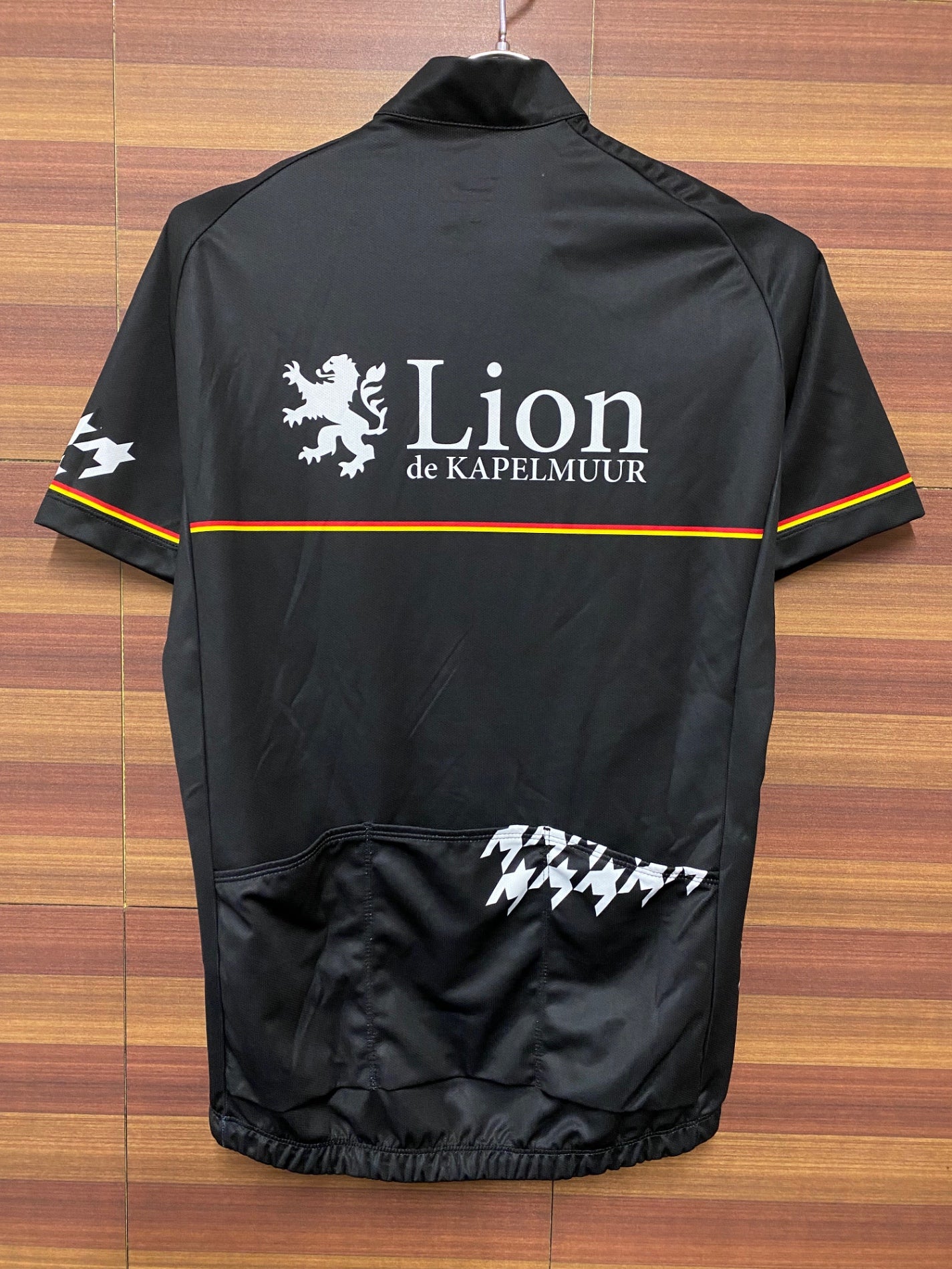 IE348 リオンドカペルミュール Lion de KAPELMUUR 半袖 サイクルジャージ 黒 M