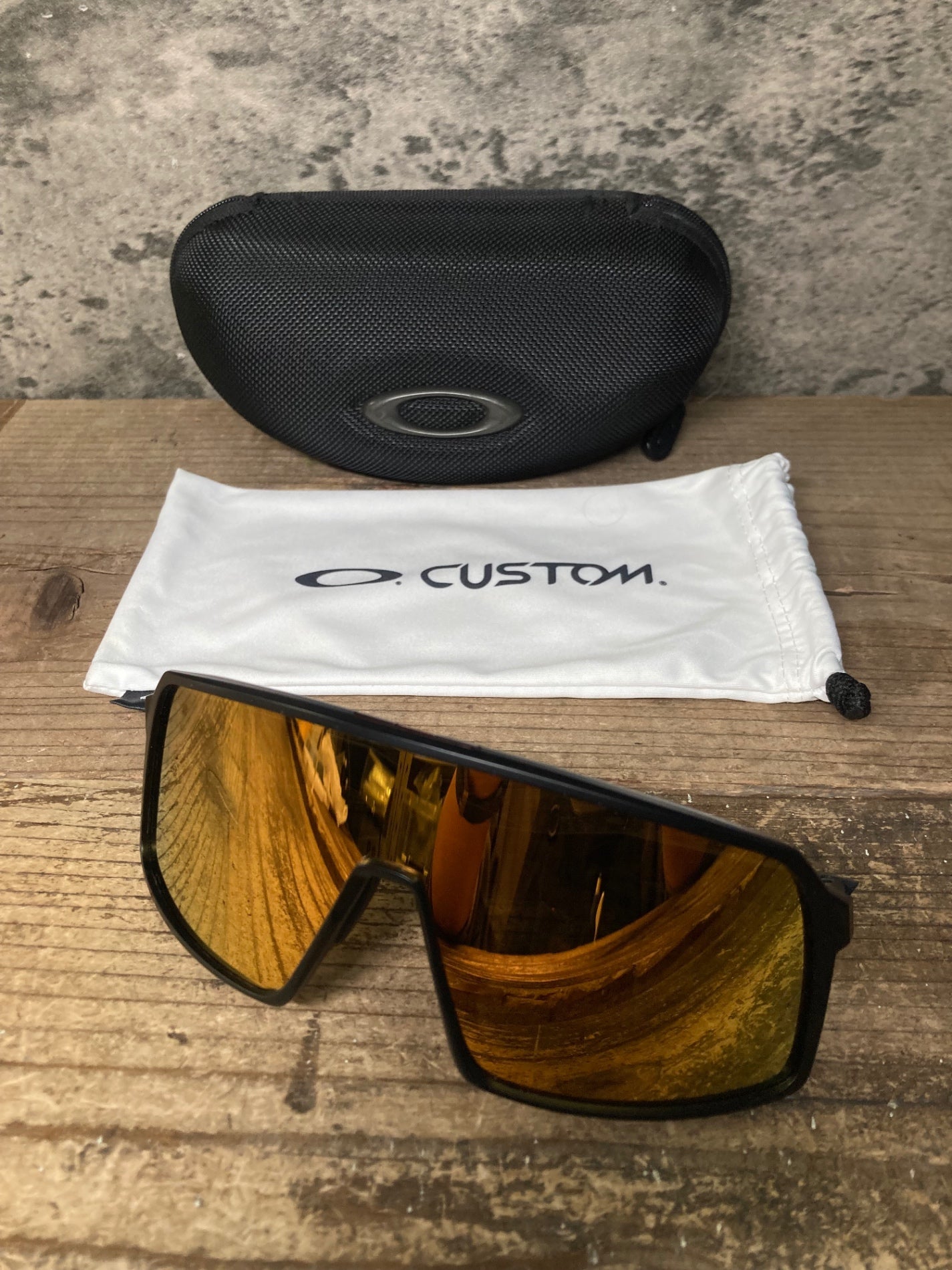 JB133 オークリー OAKLEY SUTRO サングラス アイウェア 黒 PRIZMレンズ