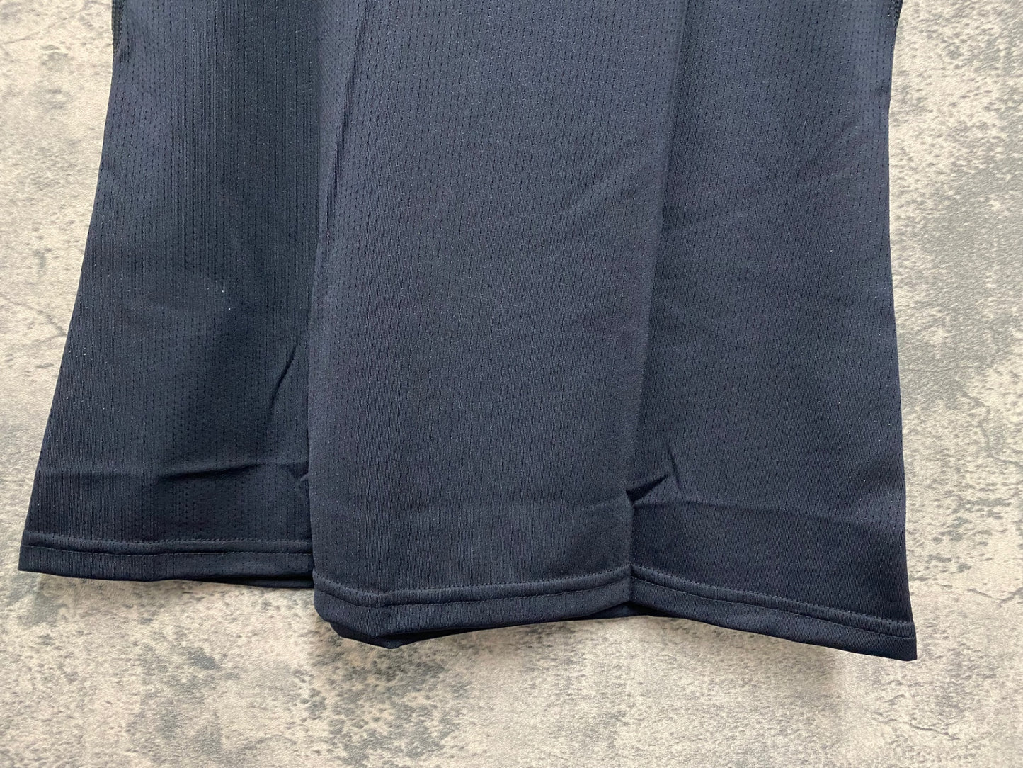 IV922 ジャイアント GIANT Liv ノースリーブ ベースレイヤー 黒 レディース M メッシュ