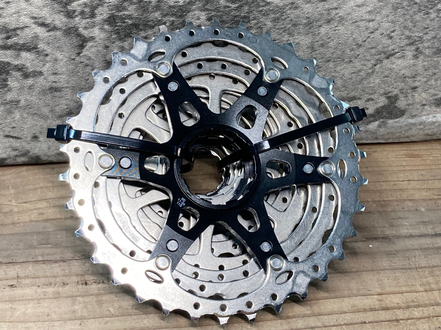 IP285 シマノ SHIMANO 105 CS-HG700-11 スプロケット 11-34T 11S