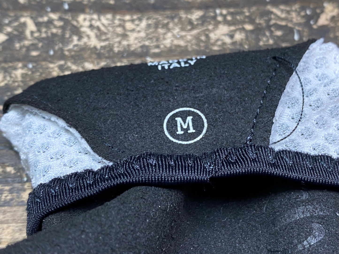 JC061 イザドア Isadore 指切 グローブ 白 黒 M ※スレ