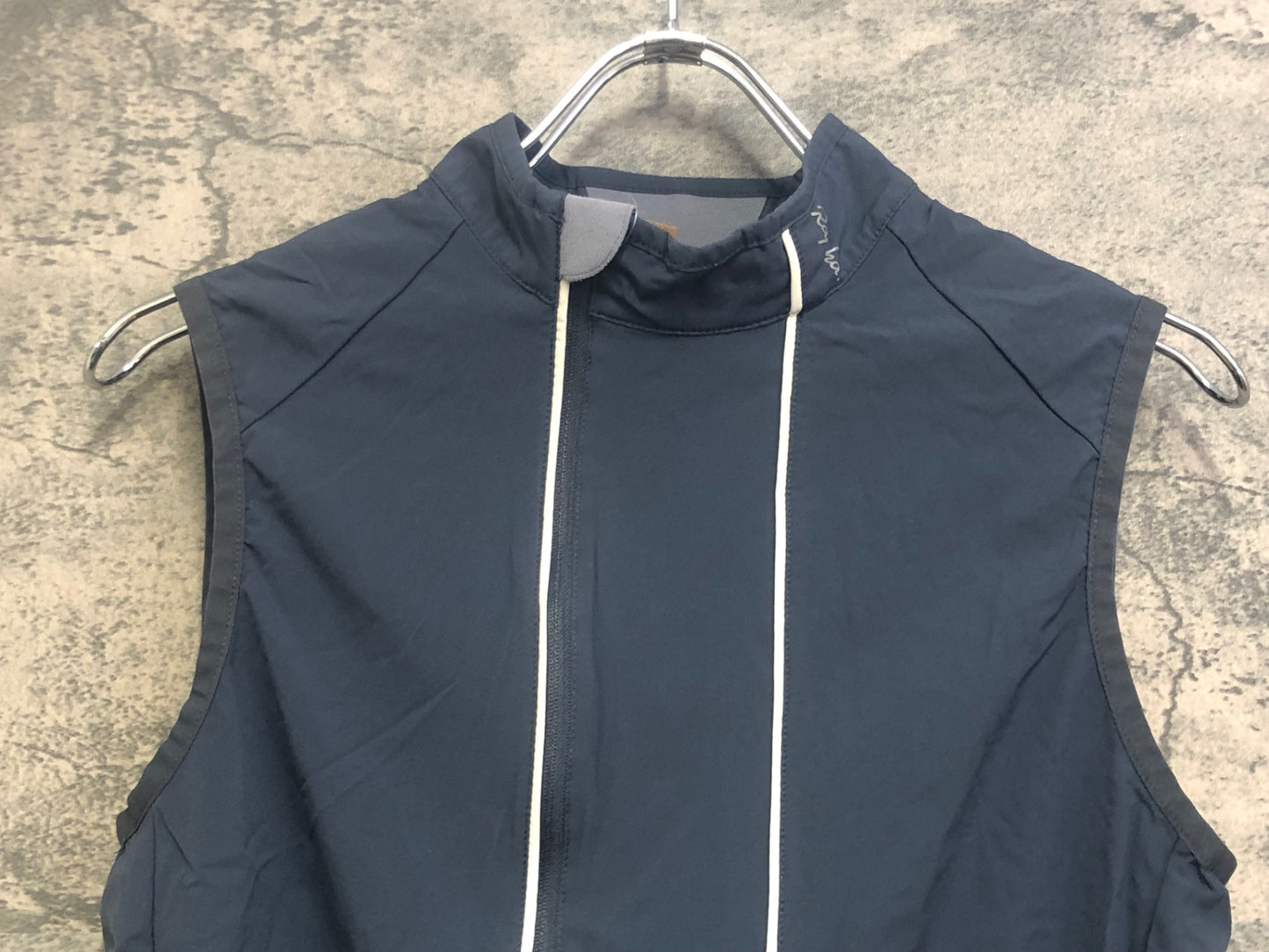 IV342 ラファ Rapha サイクルベスト ジレ 紺 M