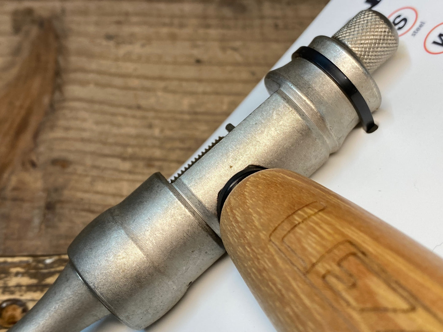 IV973 レザイン LEZYNE Y11 CLASSIC CHAIN DRIVE NICKE チェーンツール