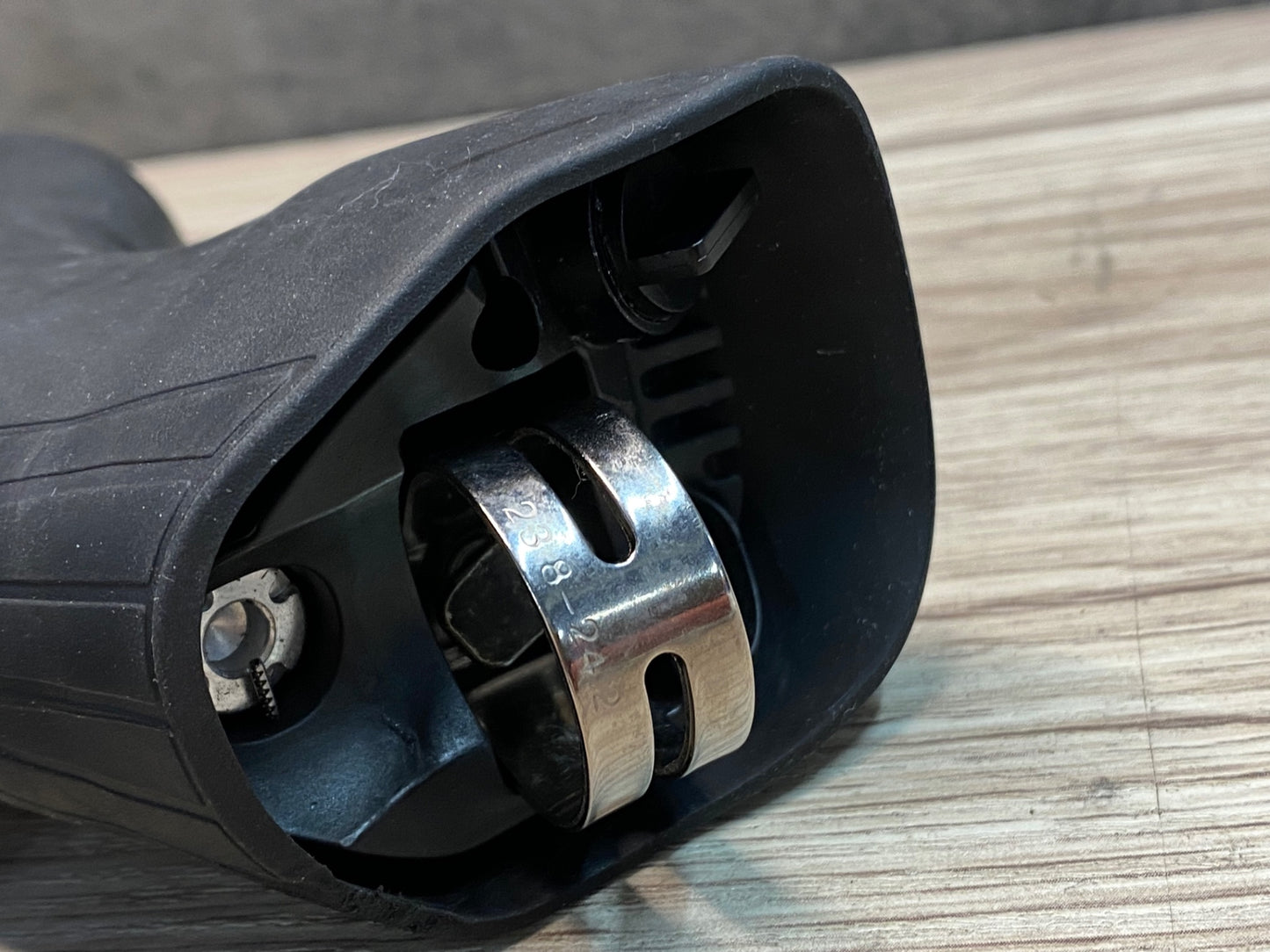 IU894 シマノ SHIMANO アルテグラ ULTEGRA ST-R8020 右 シフトレバー 11S 前期