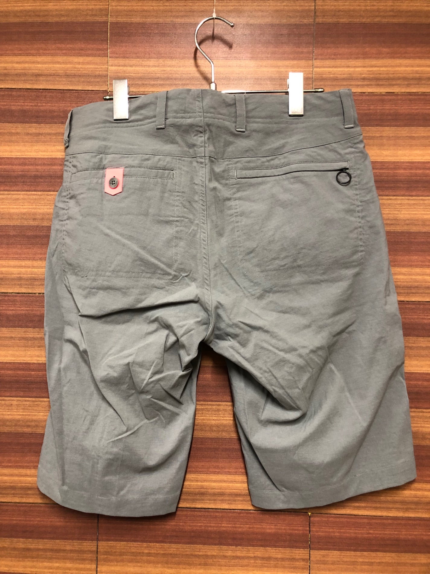 IK484 ラファ Rapha RANDONNEE SHORTS サイクルパンツ グレー 30 膝丈