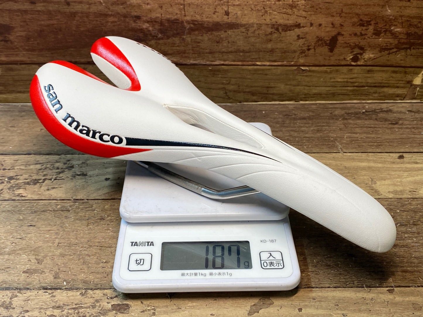 IM814 サンマルコ san marco アスピデ Aspide サドル 白 X SILITEレール