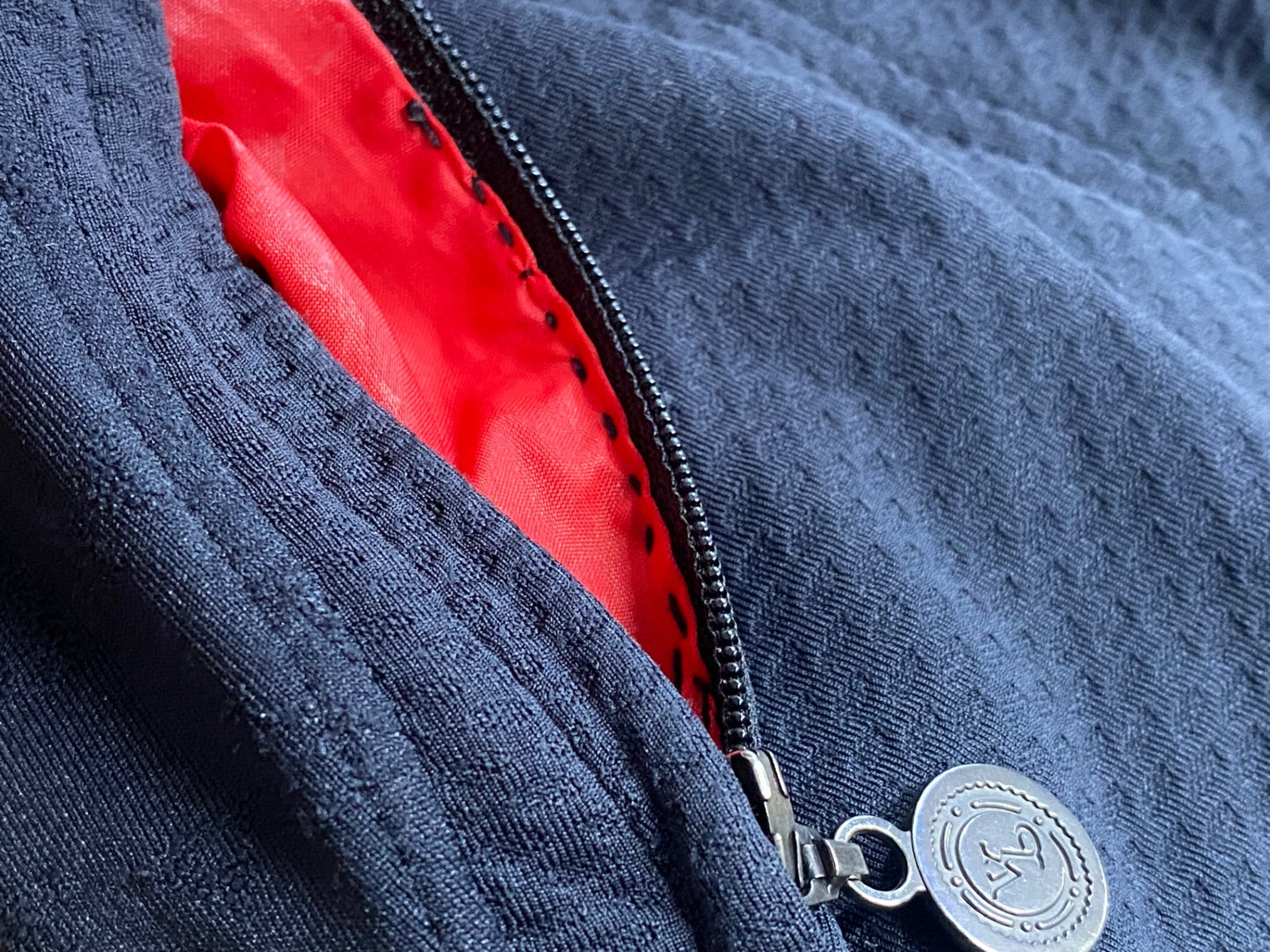 JB282 ヴェロビチ Velobici d KILLER 半袖 サイクルジャージ 黒 赤 SIZE-4 ※補修痕あり