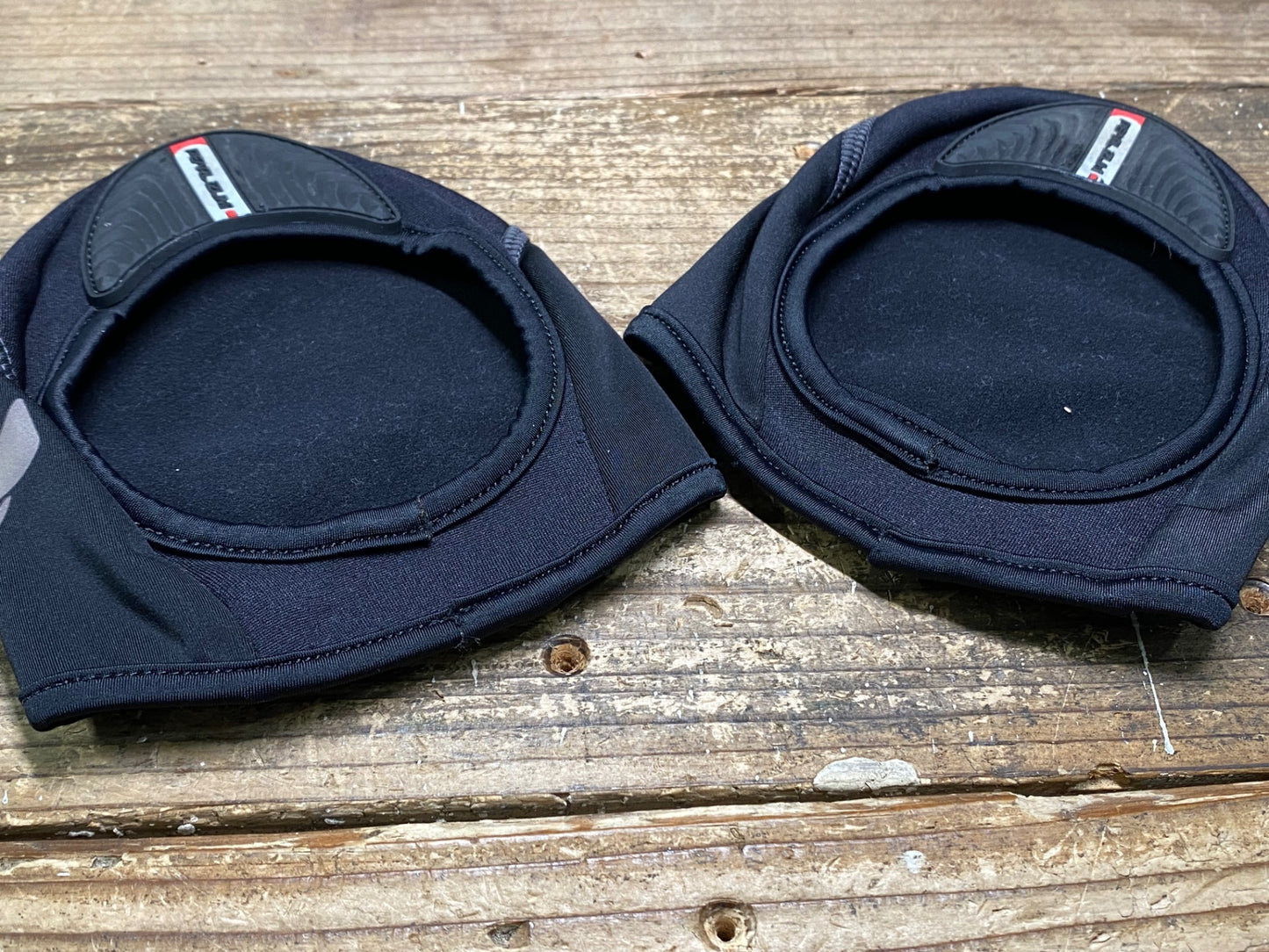 IU300 パールイズミ PEARLiZUMi トゥカバー 黒