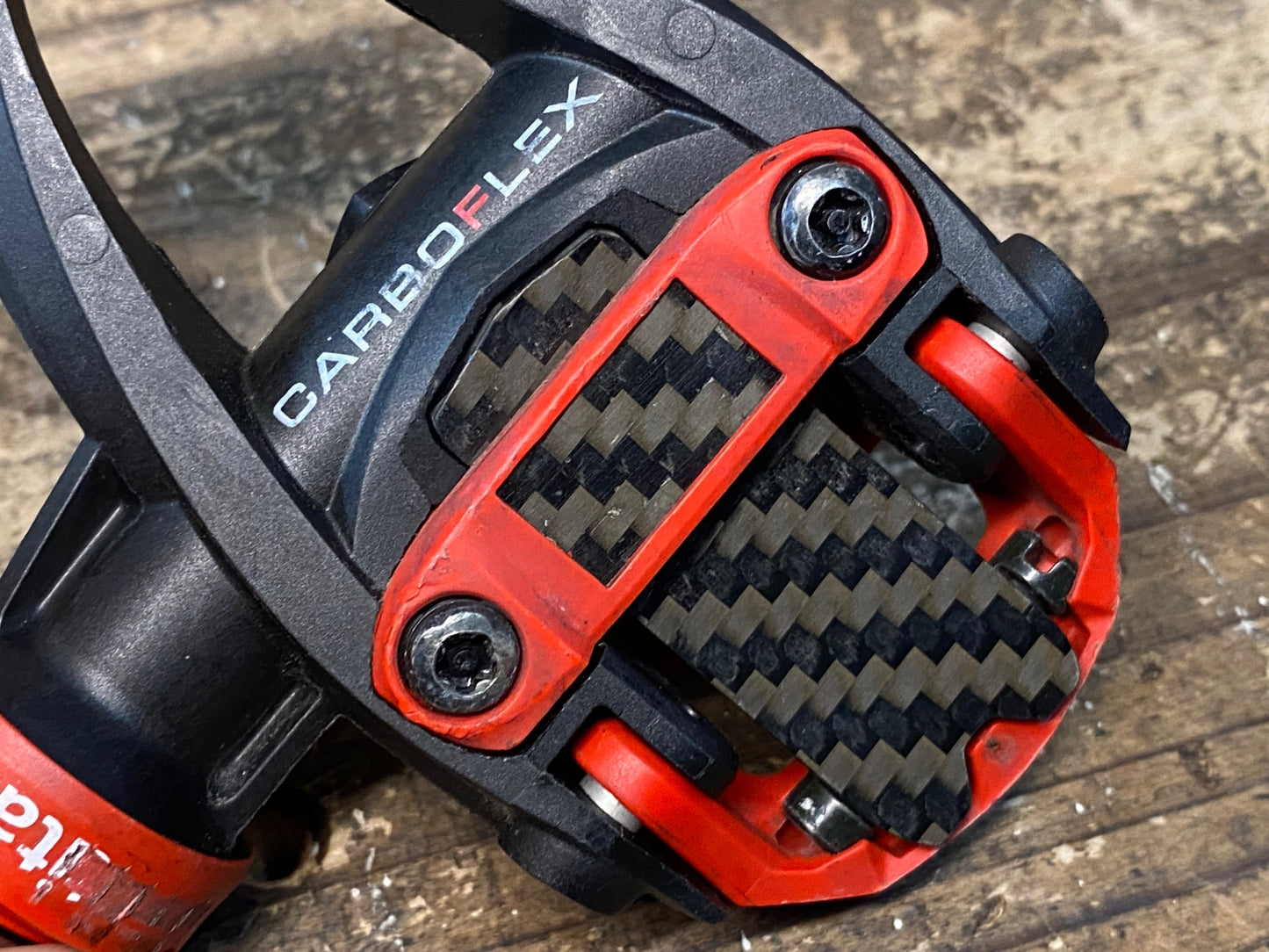 JA307 タイム TIME CARBO FLEX ビンディングペダル 黒 赤 チタンシャフト