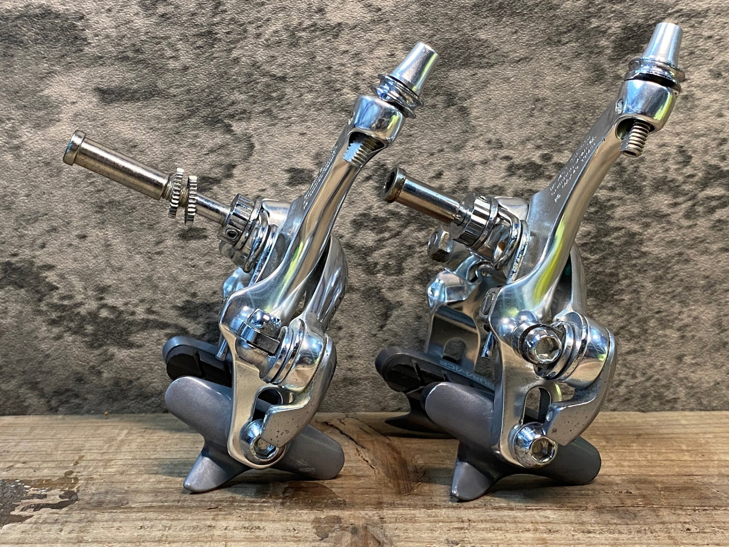 IX085 シマノ SHIMANO デュラエース DURA-ACE BR-7403 キャリパーブレーキ