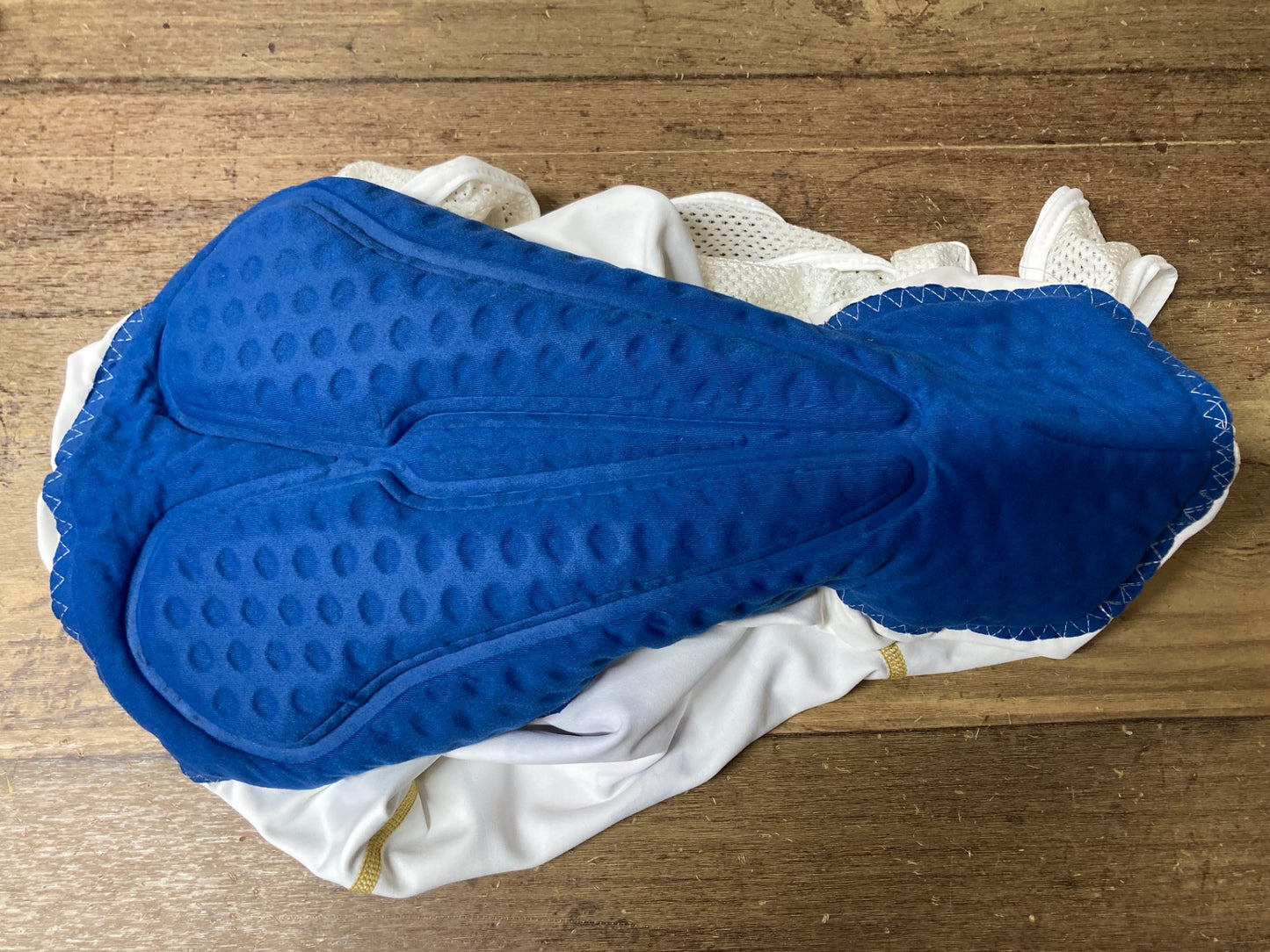 IY625 パンダーニ Pandani ビブショーツ 白 L