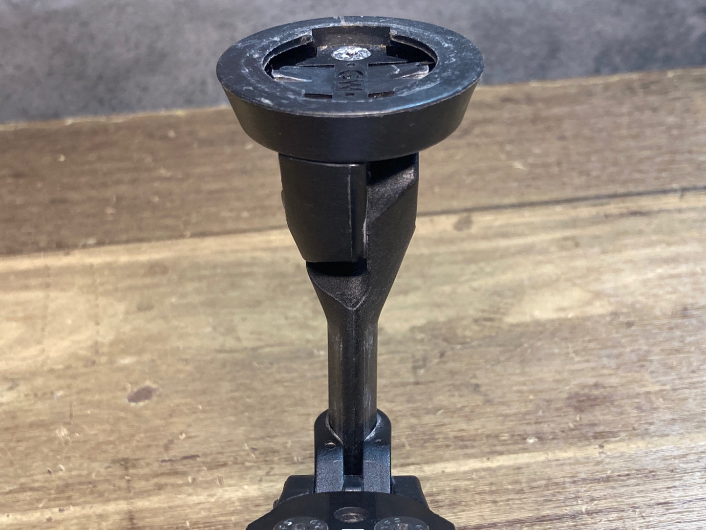 IU869 XLAB TORPEDO VERSA フローフロントハイドレーションプレート マウント