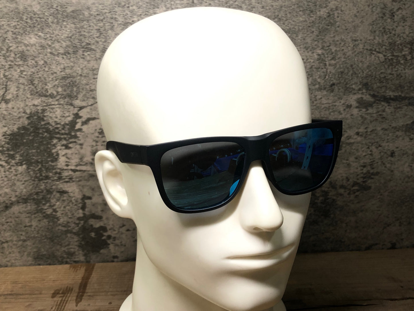 IW474 スミス SMITH Lowdown 2 サングラス アイウェア 黒 ChromaPop