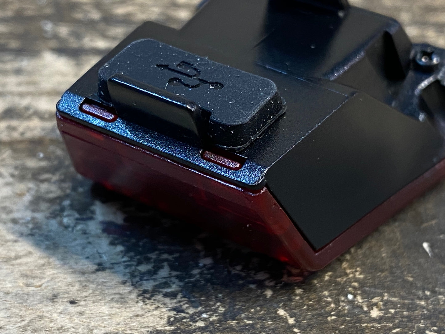 IV821 ジャイアント GIANT Numen+ Uniclip TL テールライト