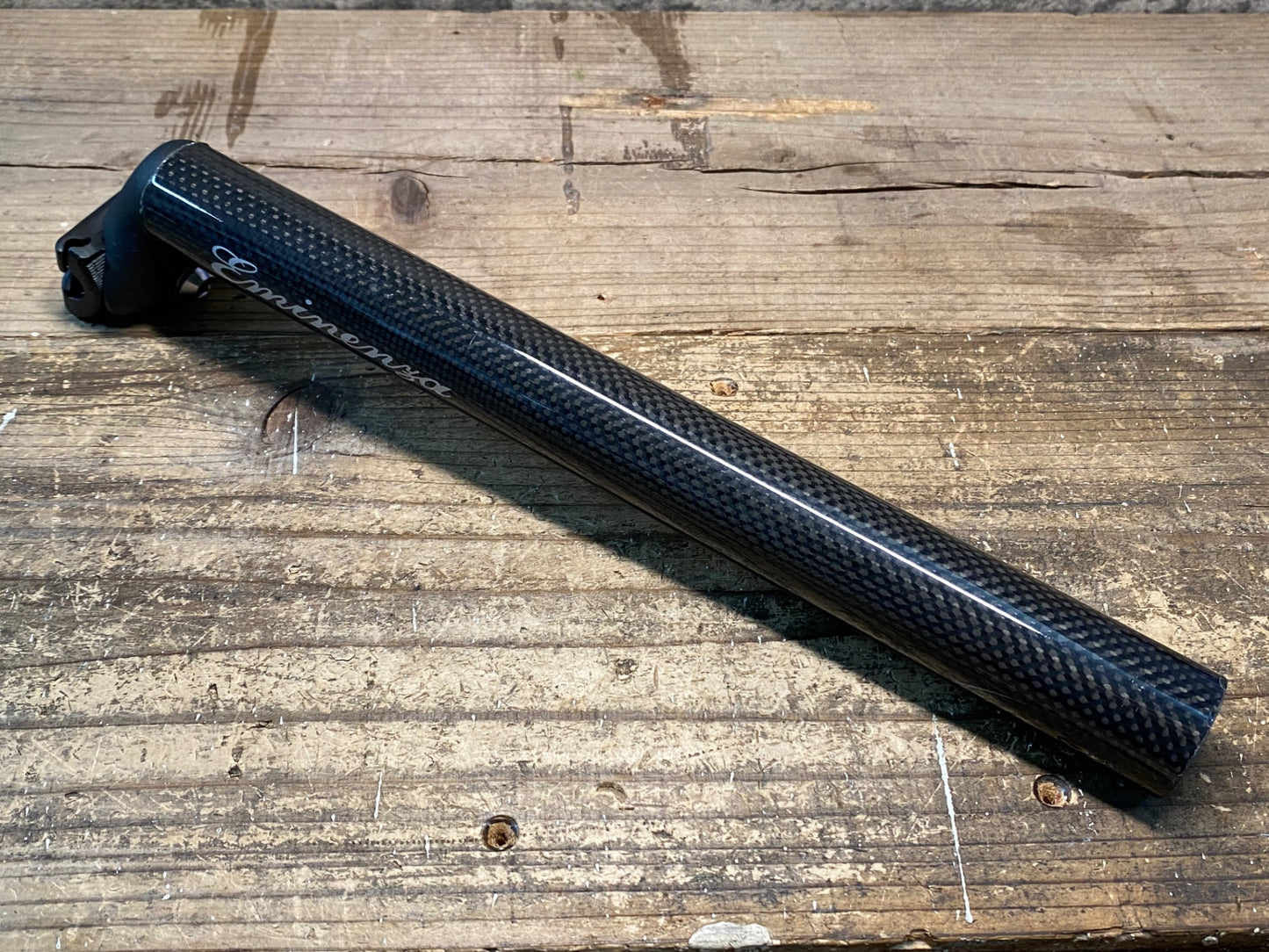 IY059 エミネンザ EMINENZA カーボン シートポスト 330mm Φ31.6