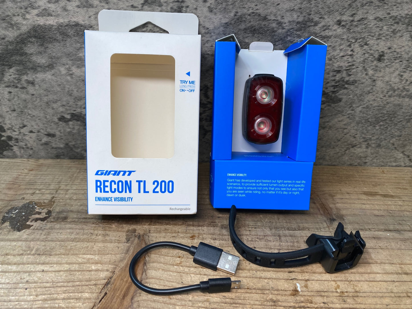 IV770 ジャイアント GIANT RECON TL 200 テールライト