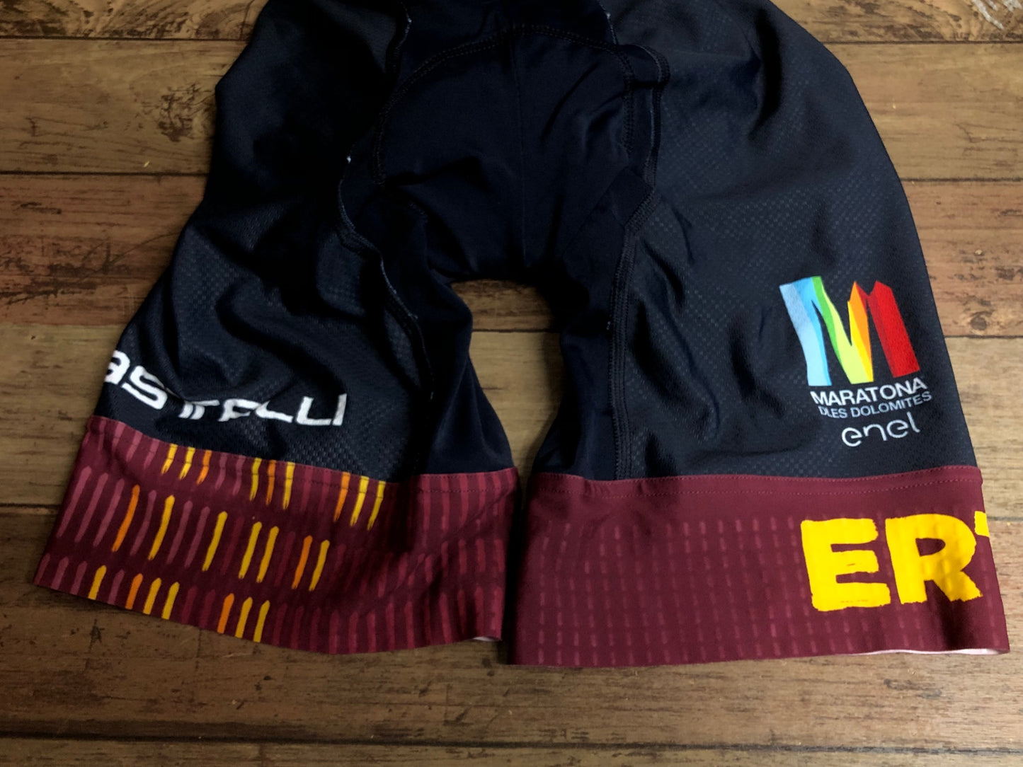 IK723 カステリ CASTELLI MARATONA DLES DOLOMITES 半袖サイクルジャージ ビブショーツ ワインレッド Lサイズ 上下セット