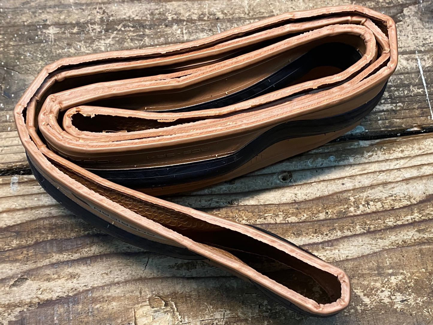 IR402 アメリカンクラシック AMERICAN CLASSIC TIMEKEEPER ULTRALIGHT ROAD TIRE クリンチャータイヤ 700x28c 茶
