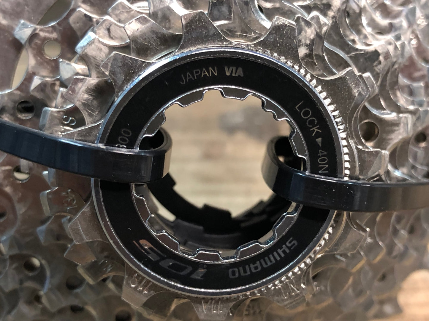 IL069 シマノ SHIMANO 105 CS-5800 スプロケット 11-28T 11s