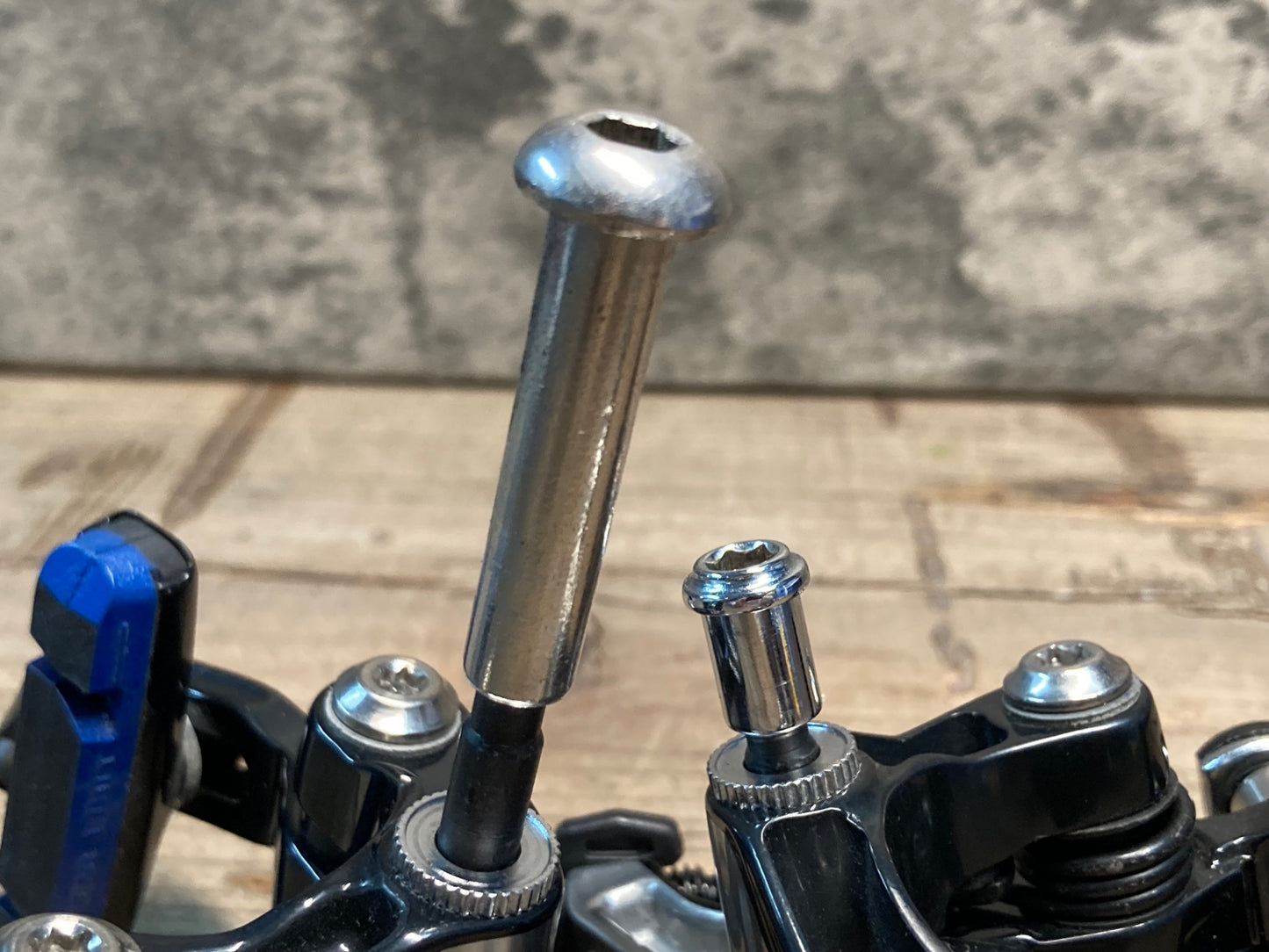 IN197 シマノ SHIMANO デュラエース DURA-ACE BR-9000 キャリパーブレーキ 前後セット ※ブレーキシュー欠品