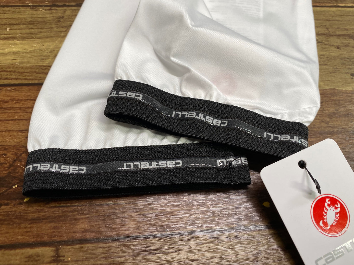 IV857 カステリ CASTELLI UPF 50+ ARM SKINS アームカバー 白 M